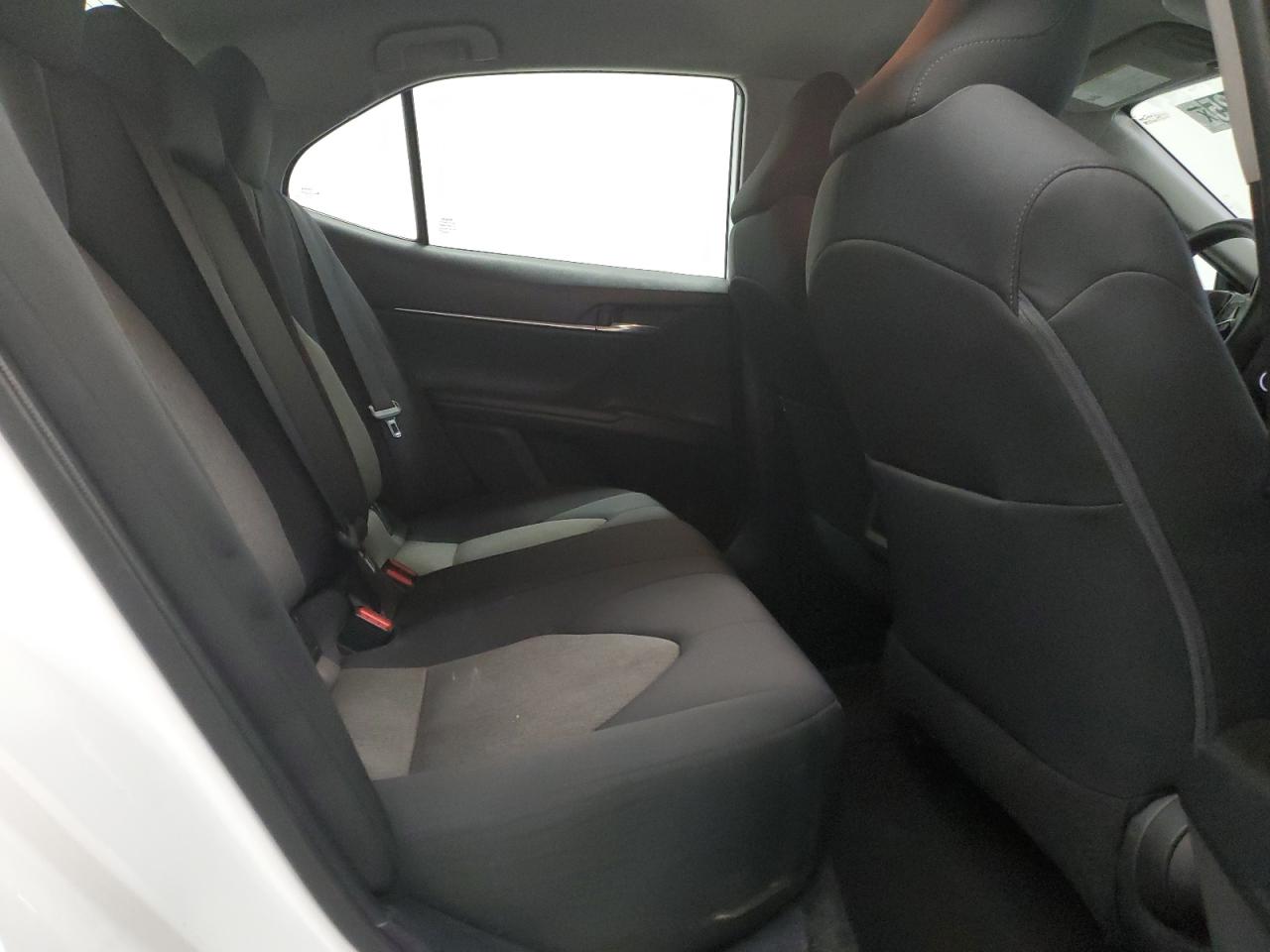 2021 Toyota Camry - Image 10