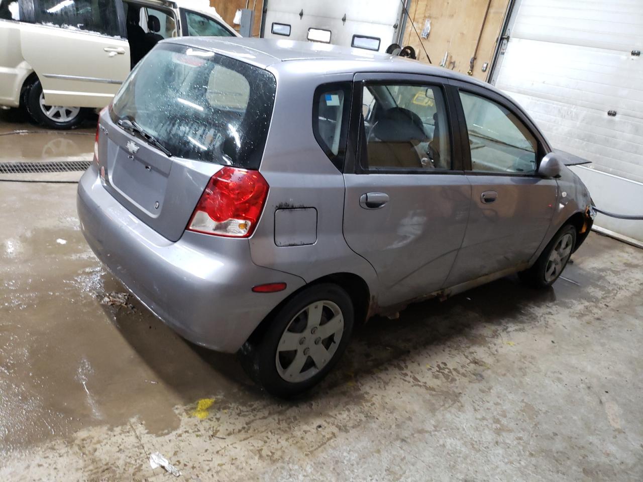 2006 Chevrolet Aveo - Image 3
