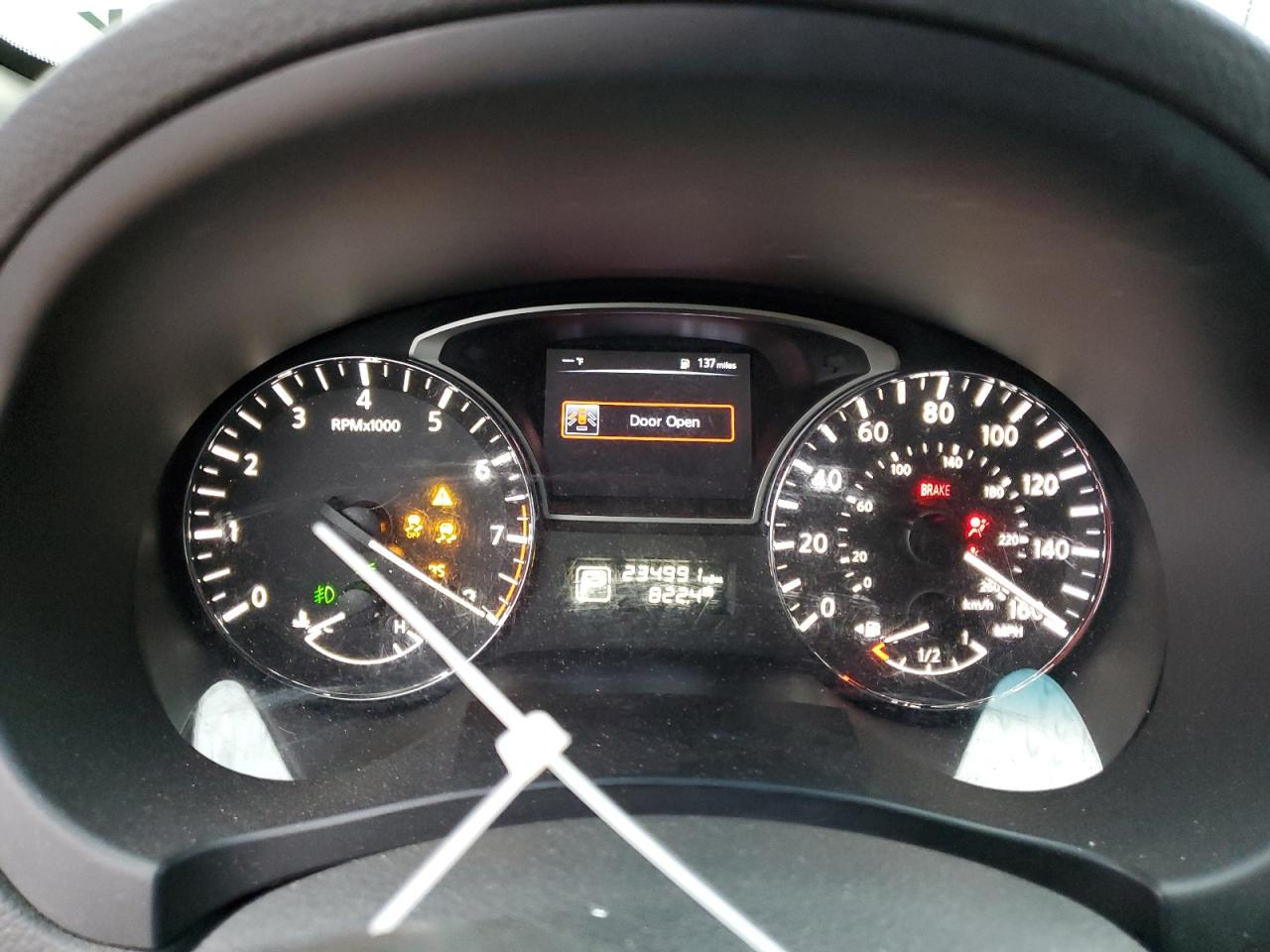 2015 Nissan Altima - Image 9