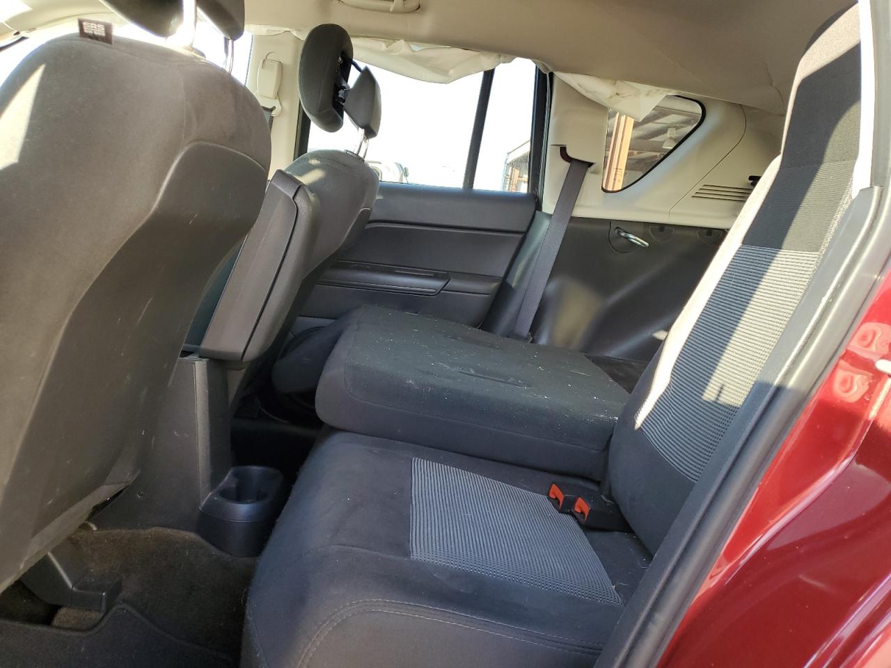 2017 Jeep Compass - Image 11