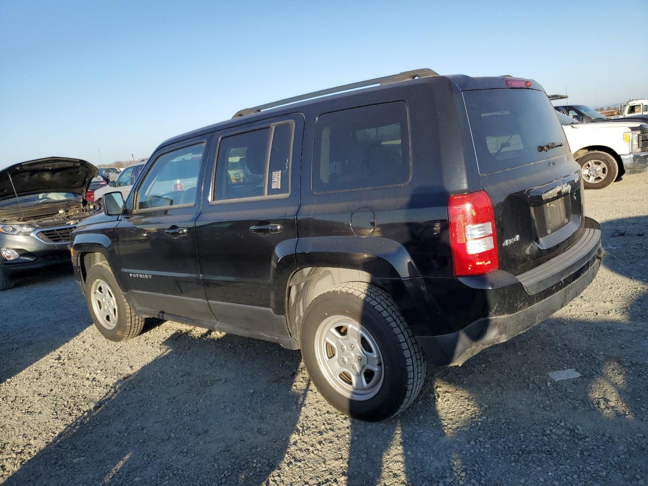 2015 Jeep Liberty (Patriot) - Image 2