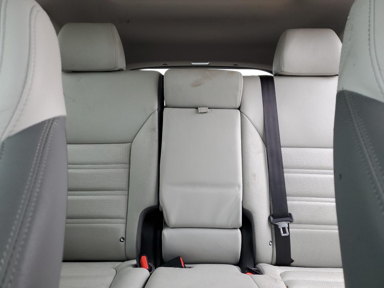 2017 Kia Sorento - Image 10
