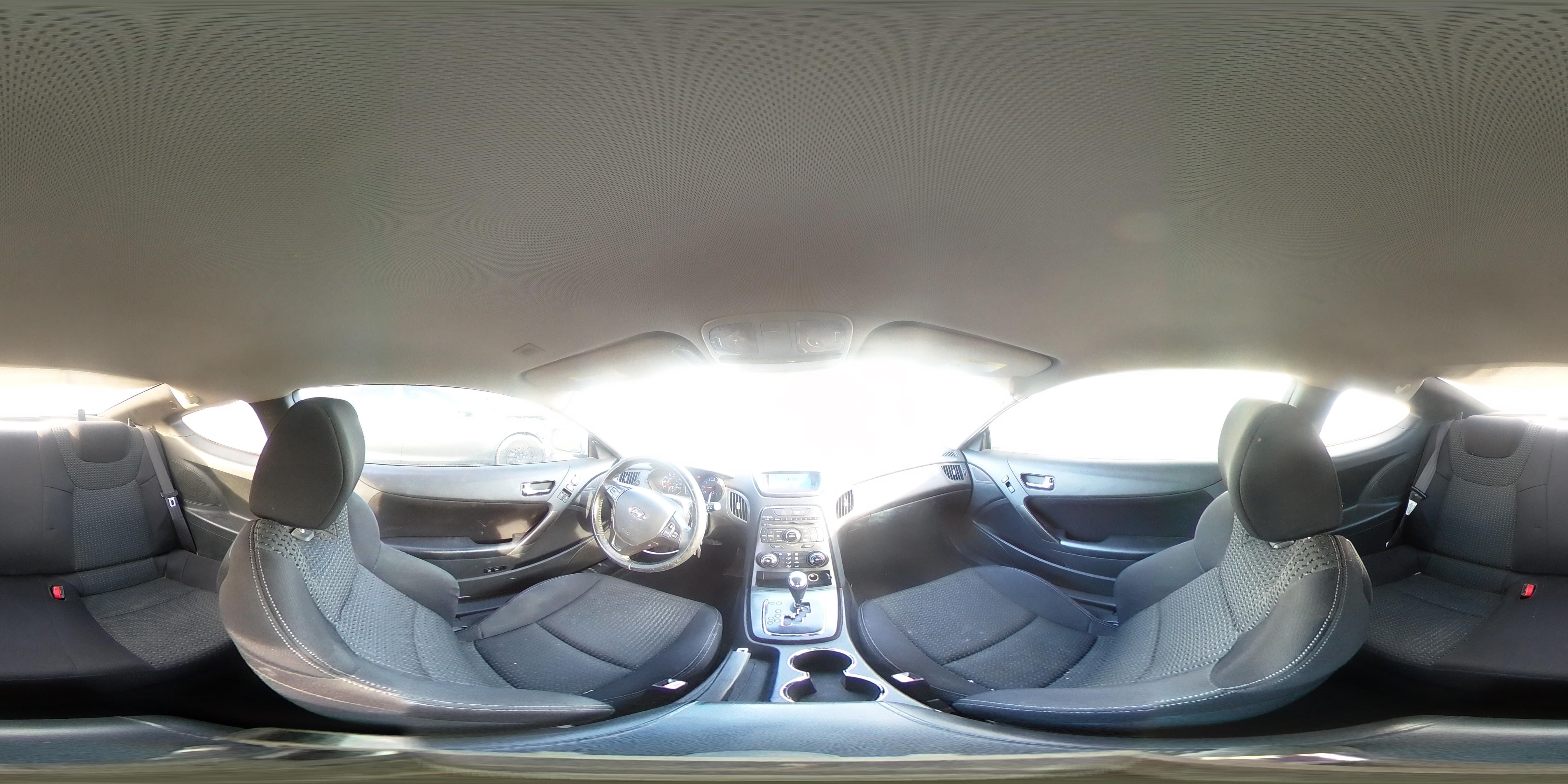 2011 Hyundai Genesis - Image 12