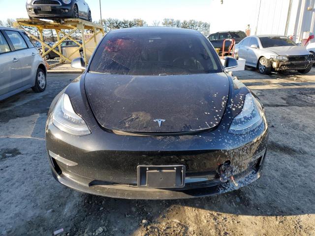  TESLA MODEL 3 2019 Czarny
