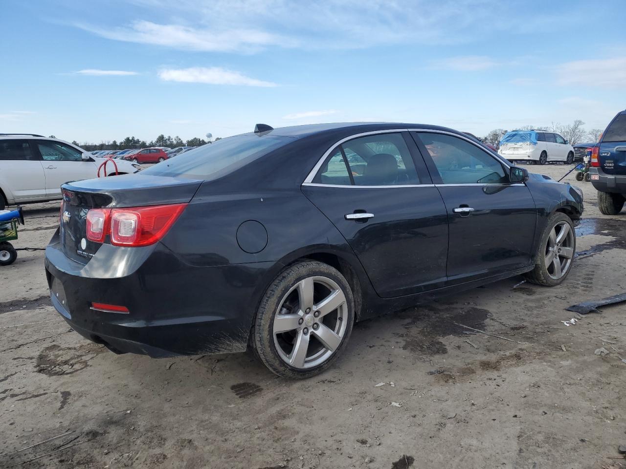 2014 Chevrolet Malibu - Image 3