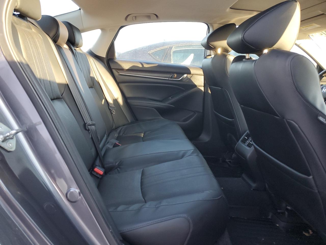 2018 Honda Accord - Image 10