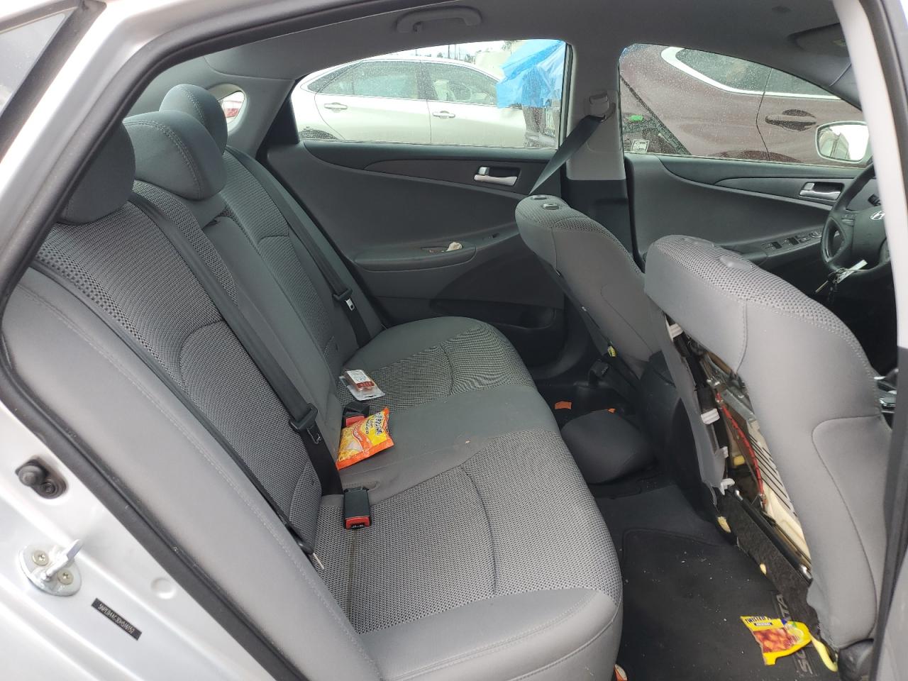 2013 Hyundai Sonata - Image 10