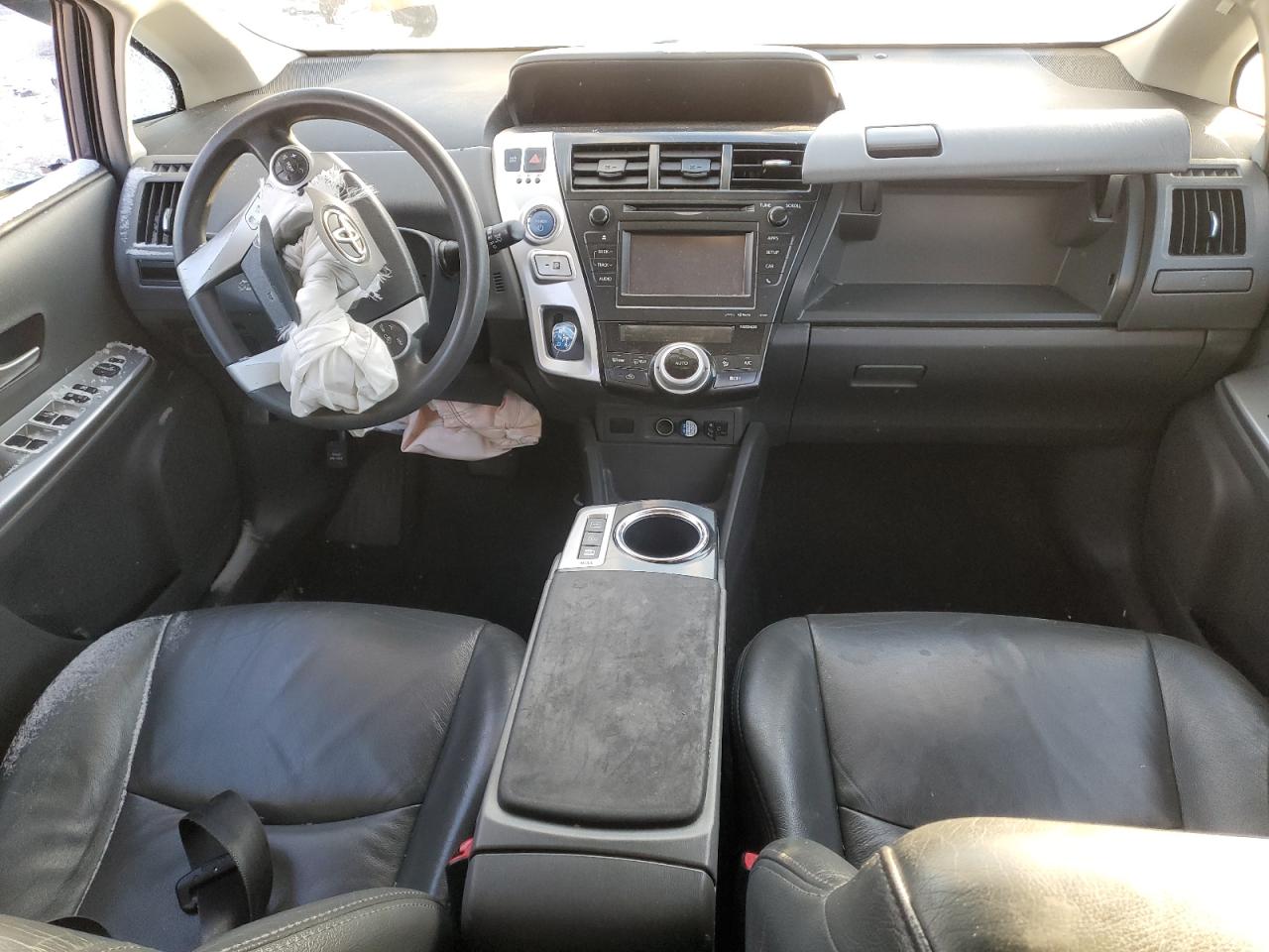 2012 Toyota Prius - Image 8