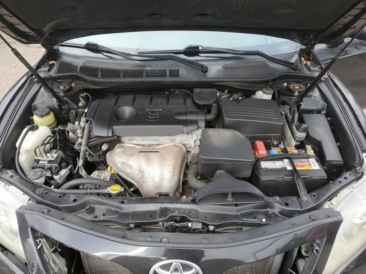 2011 Toyota Camry - Image 13