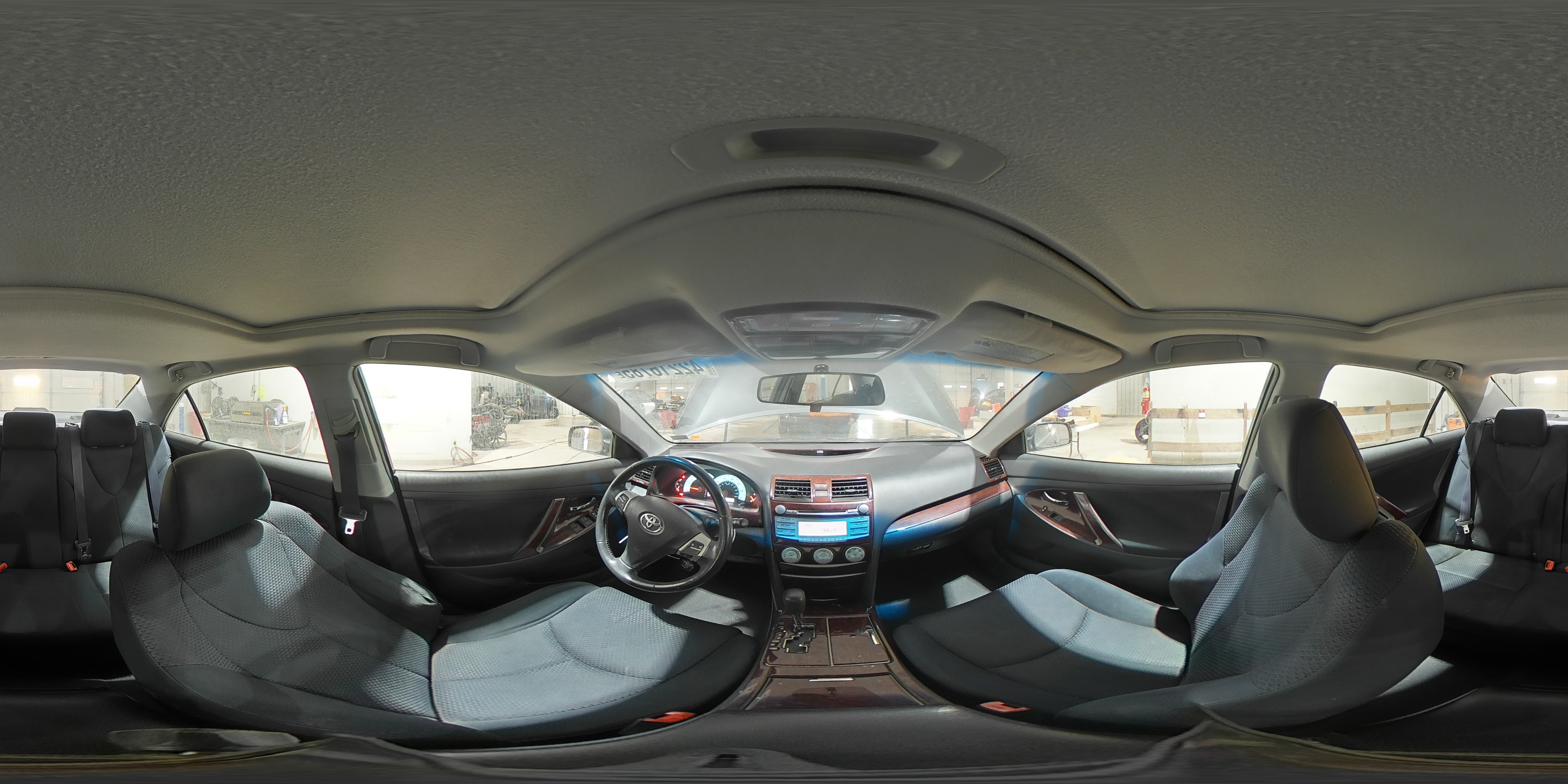 2009 Toyota Camry - Image 14