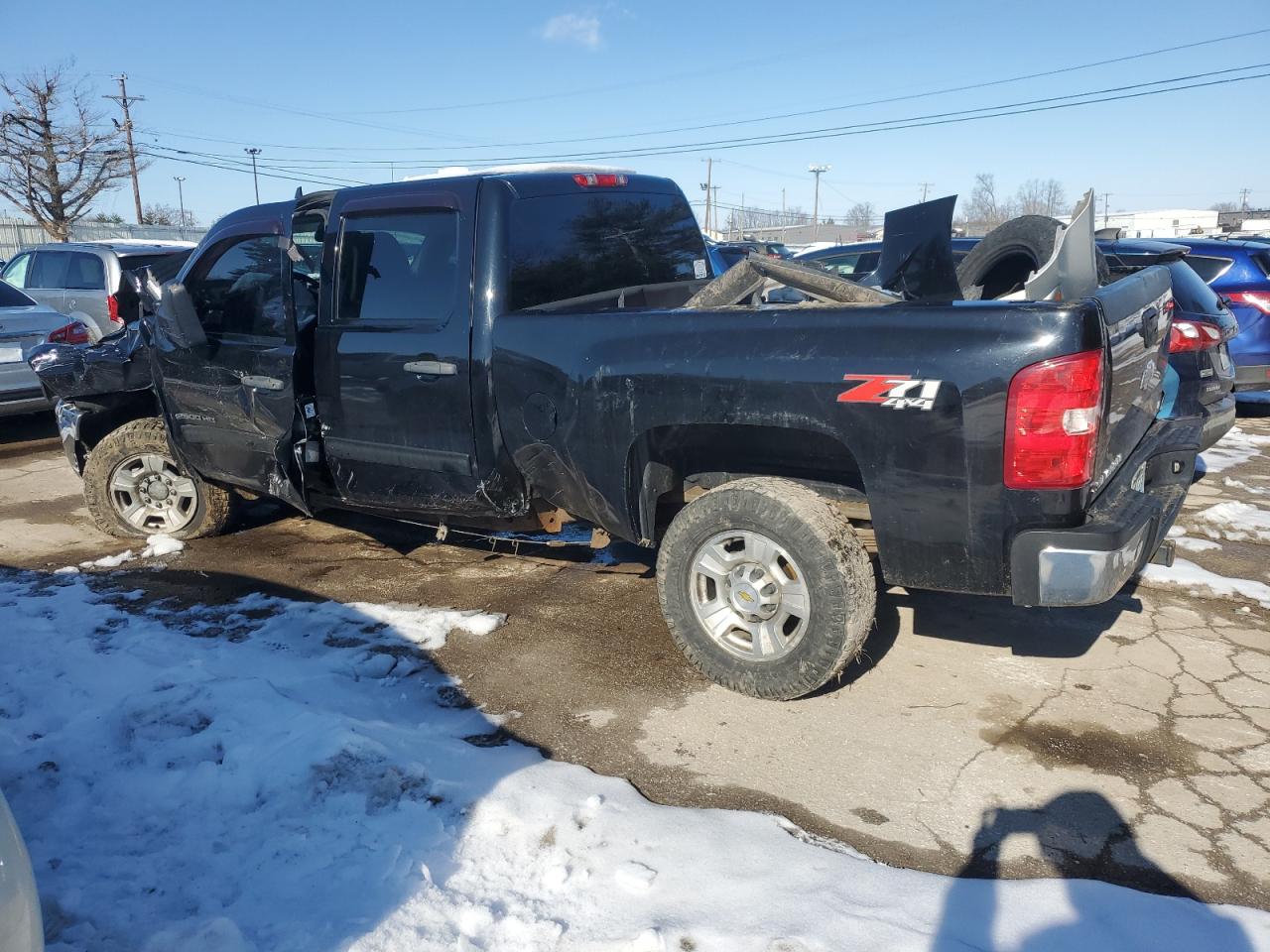 2009 Chevrolet Silverado - Image 2