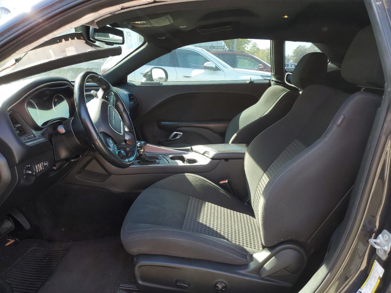 2019 Dodge Challenger - Image 7