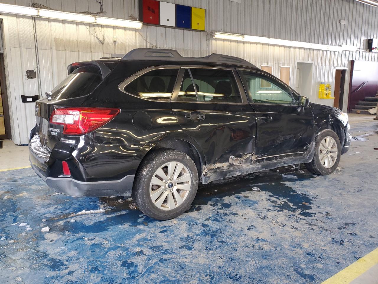 2015 Subaru Outback - Image 3