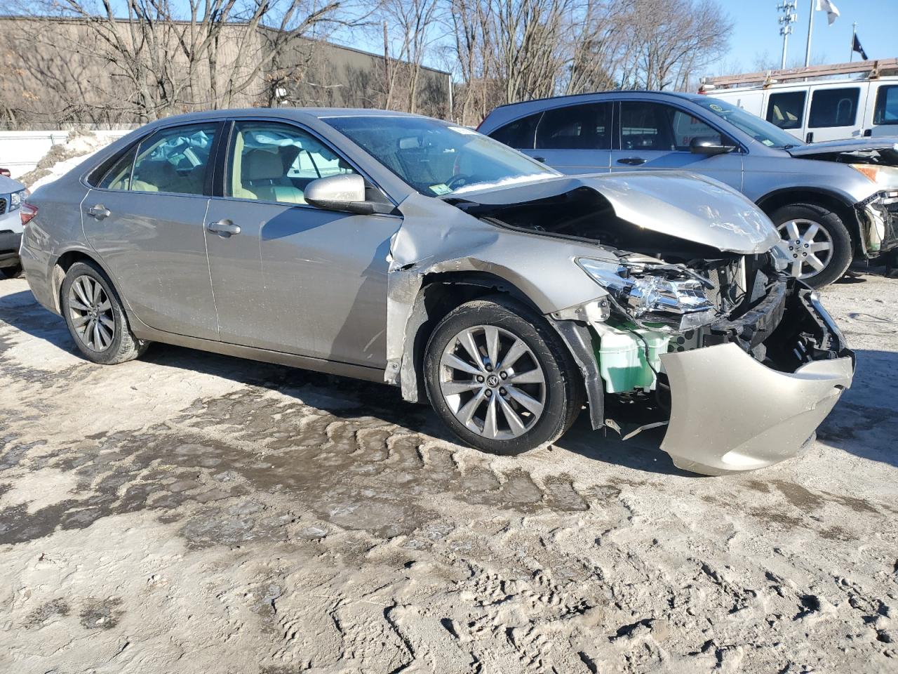 2015 Toyota Camry - Image 4