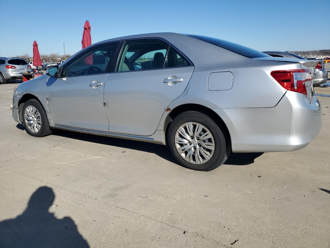 2014 Toyota Camry - Image 2