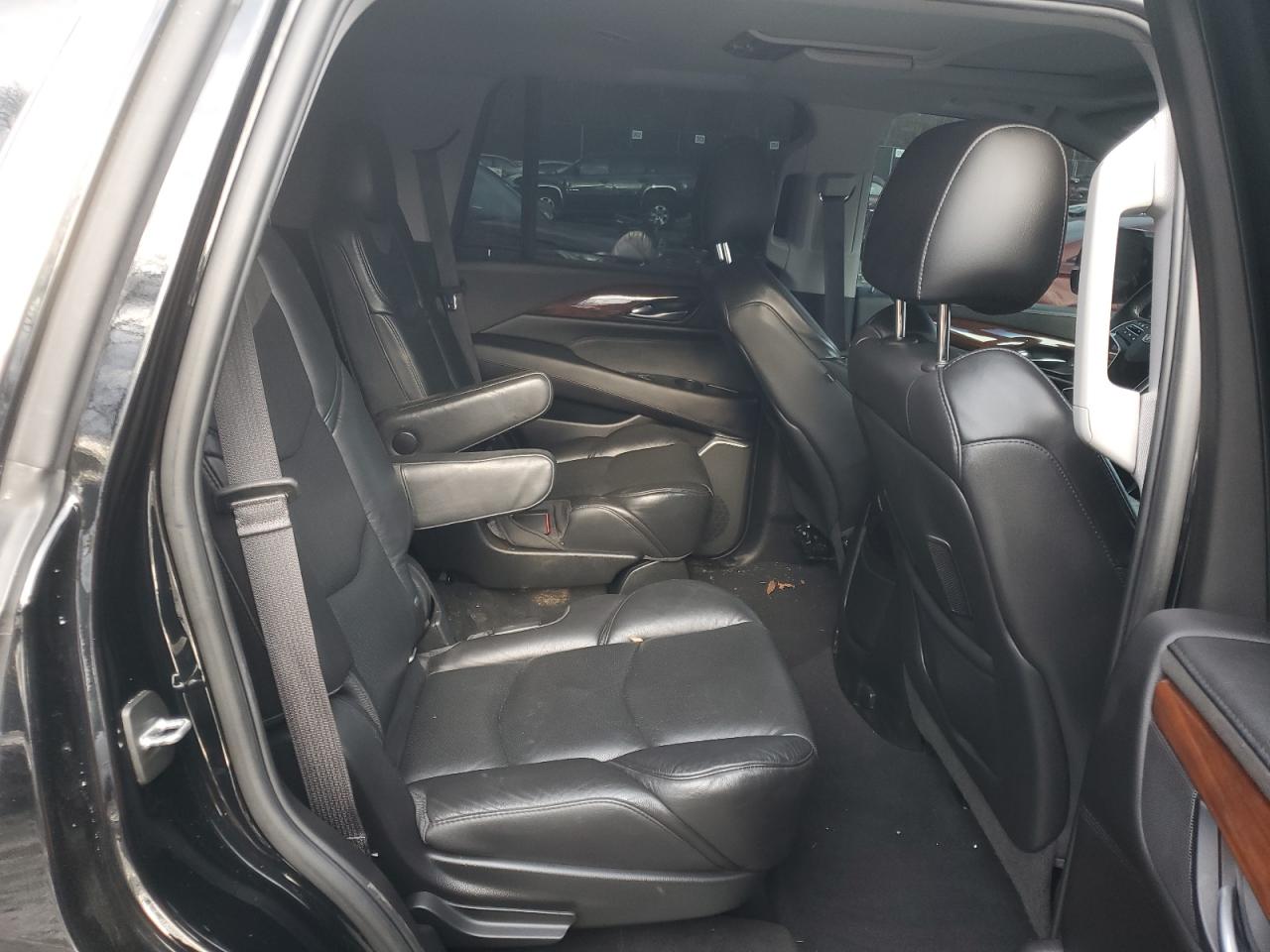 2018 Cadillac Escalade Luxury VIN: 1GYS4BKJ7JR362512 Lot: 41364275