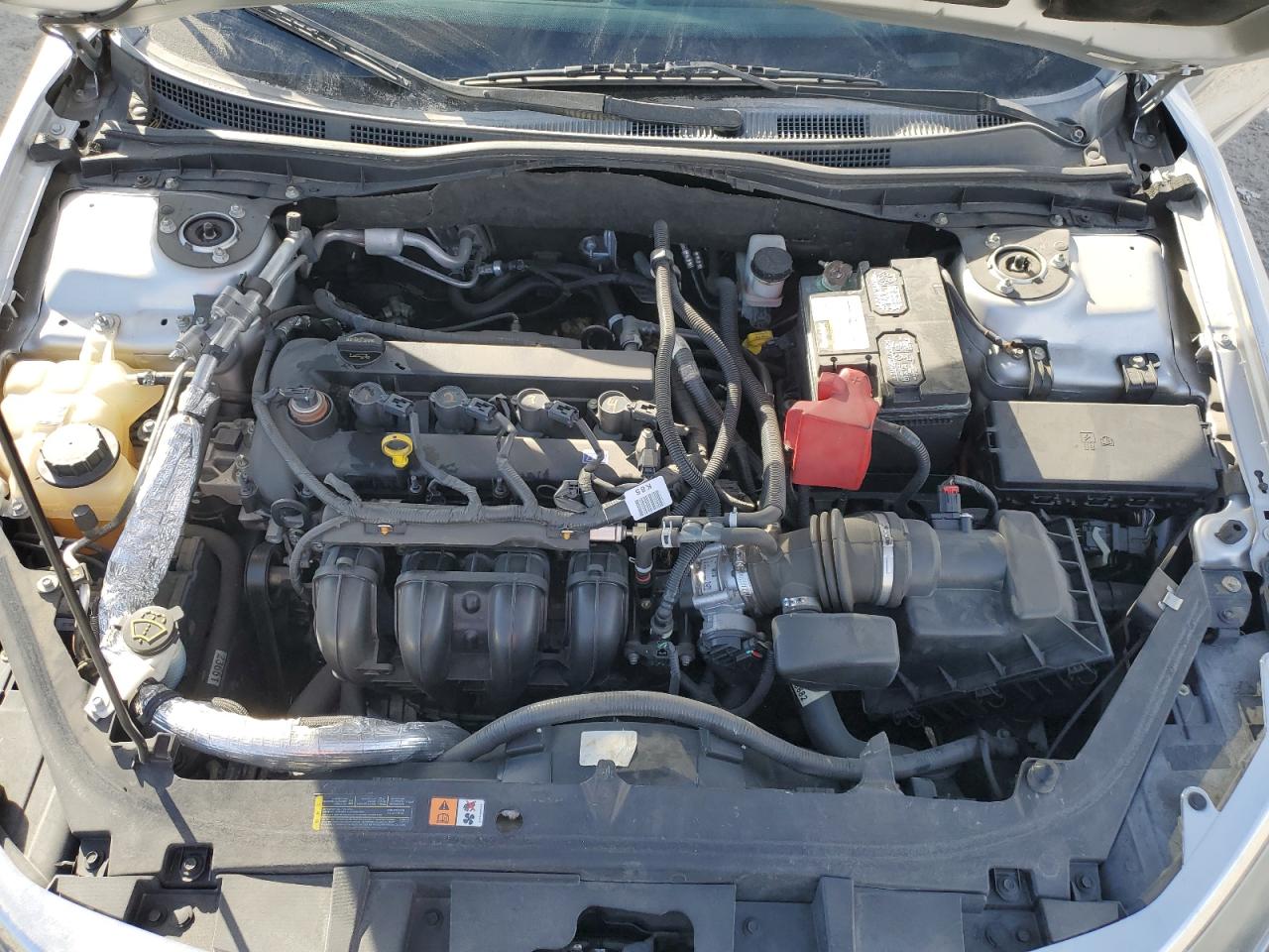 2012 Ford Fusion - Image 13