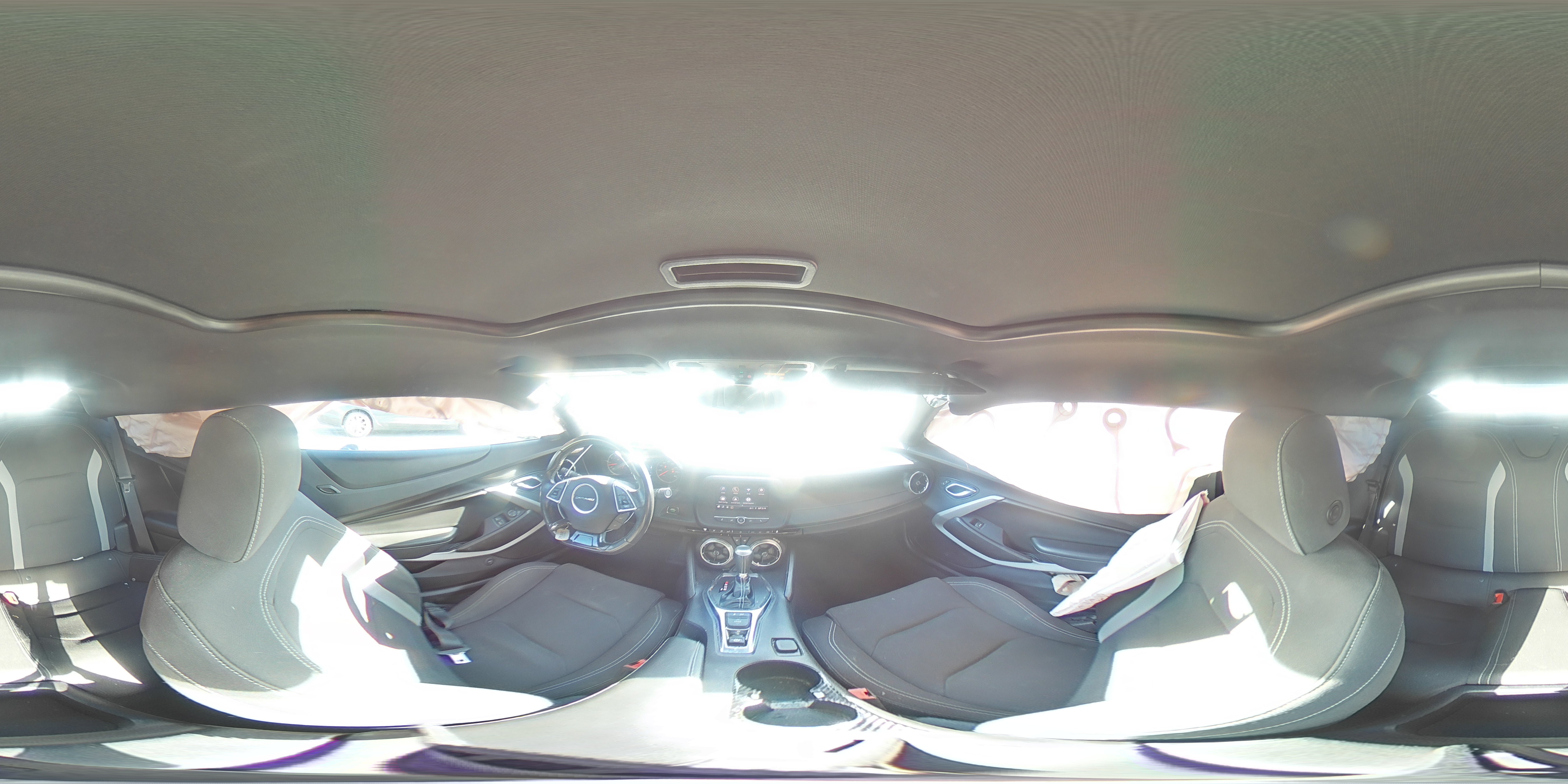 2020 Chevrolet Camaro - Image 12