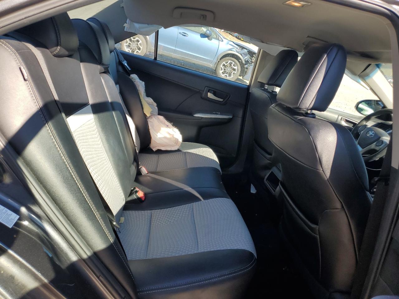 2012 Toyota Camry - Image 10