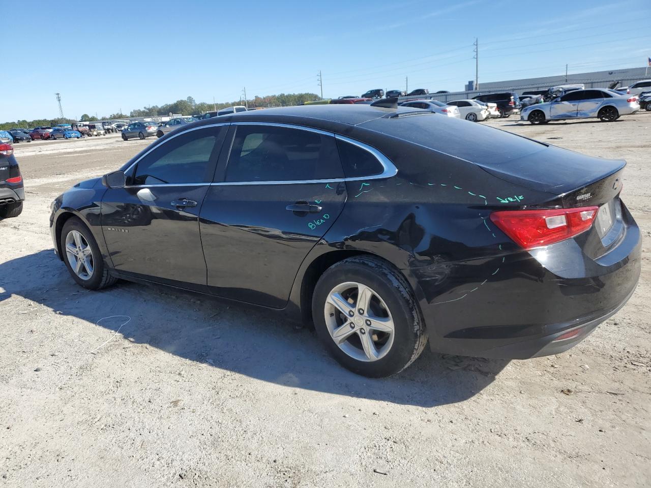 VIN 1G1ZB5ST6KF206700 2019 CHEVROLET MALIBU no.2