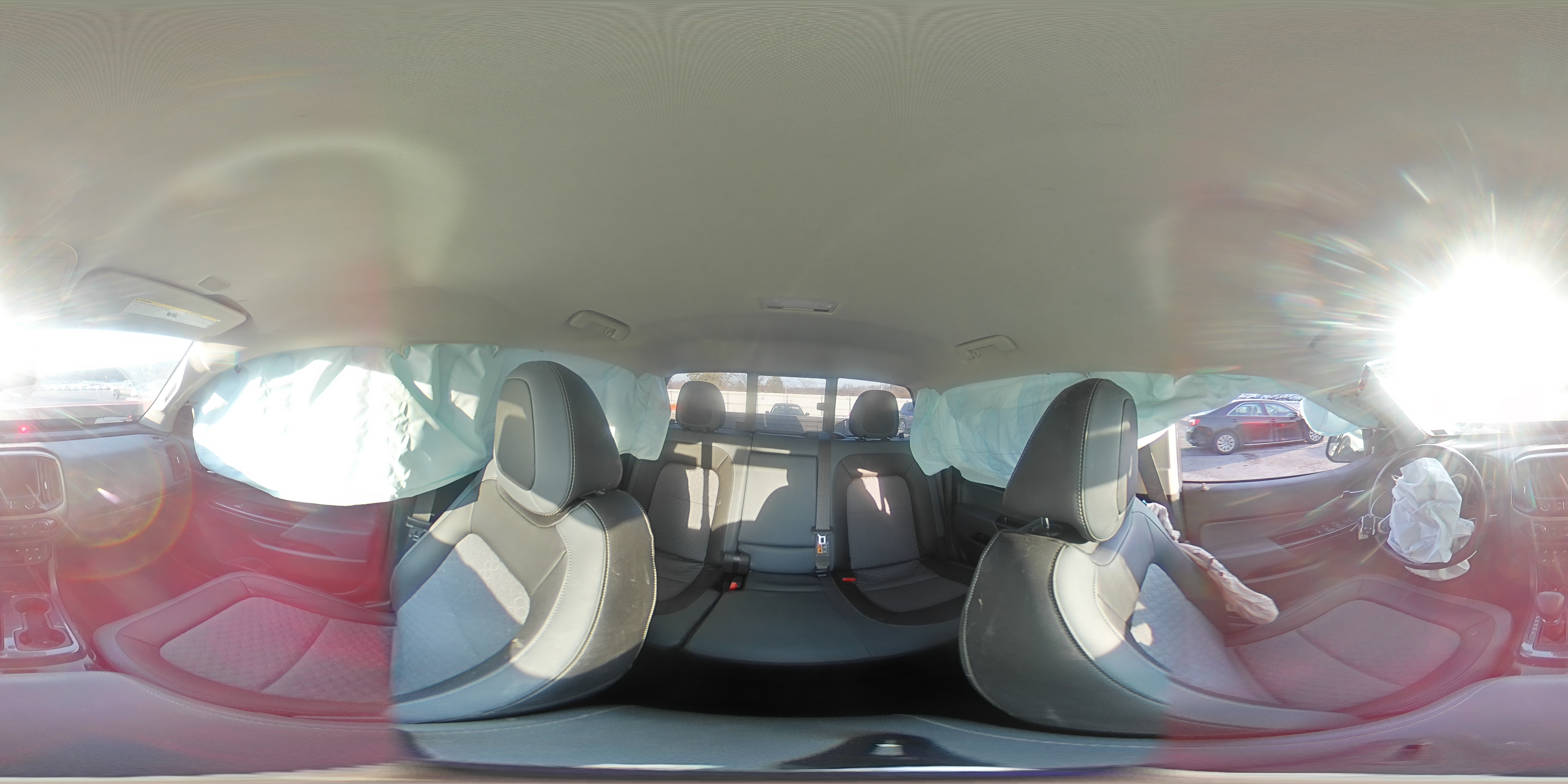 2022 Chevrolet Colorado - Image 13