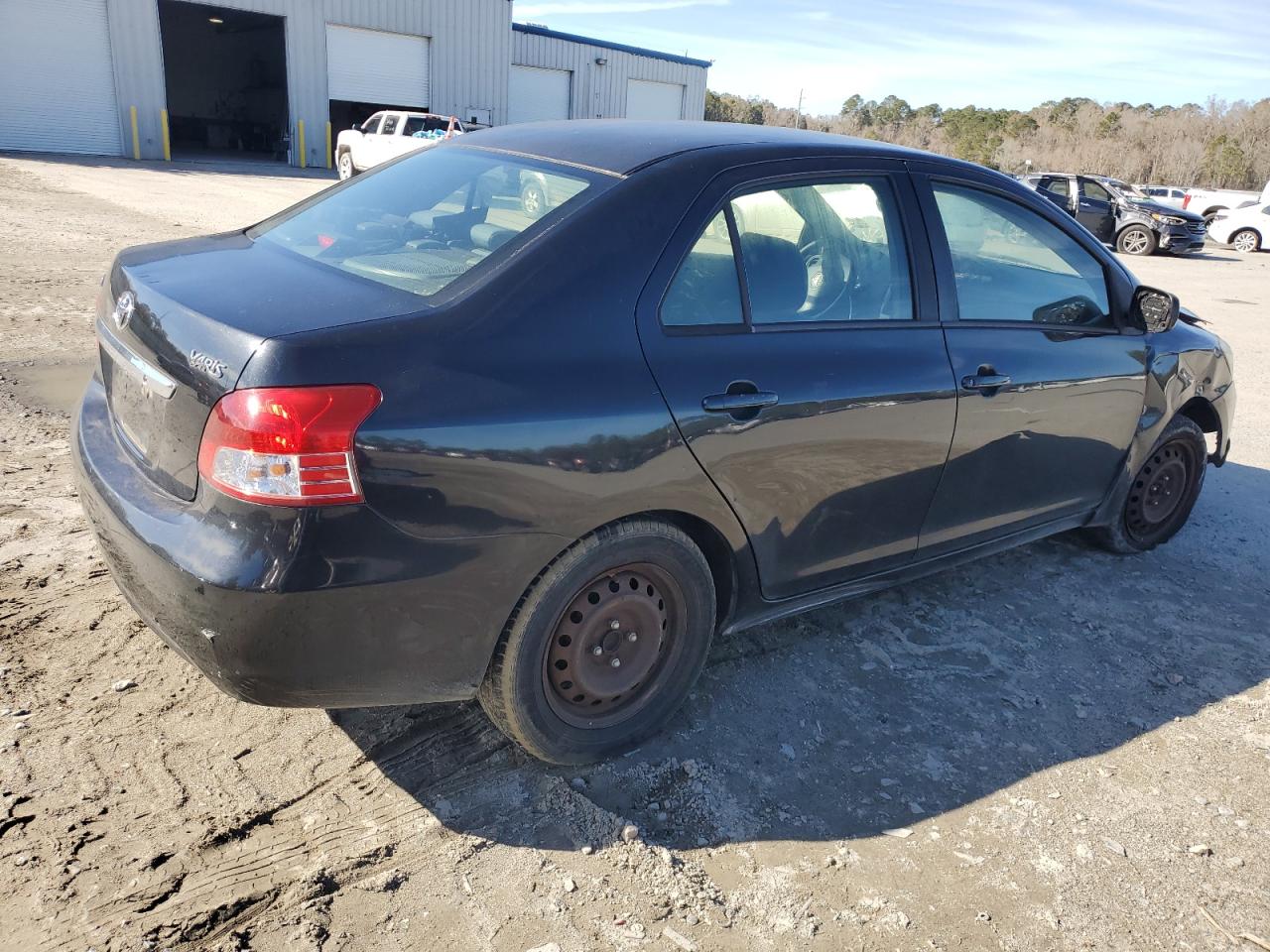2009 Toyota Yaris - Image 3