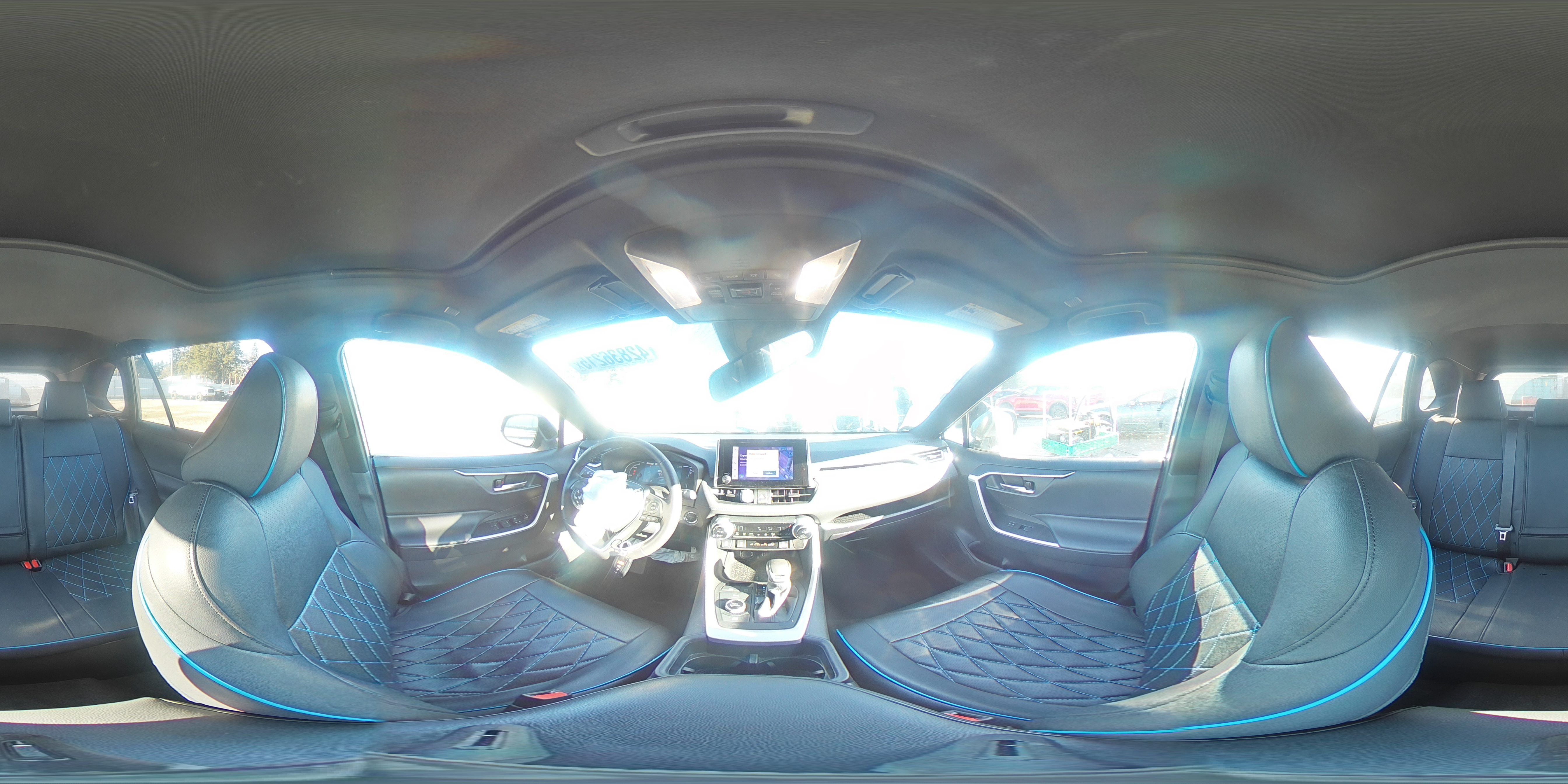 2023 Toyota RAV 4 - Image 13