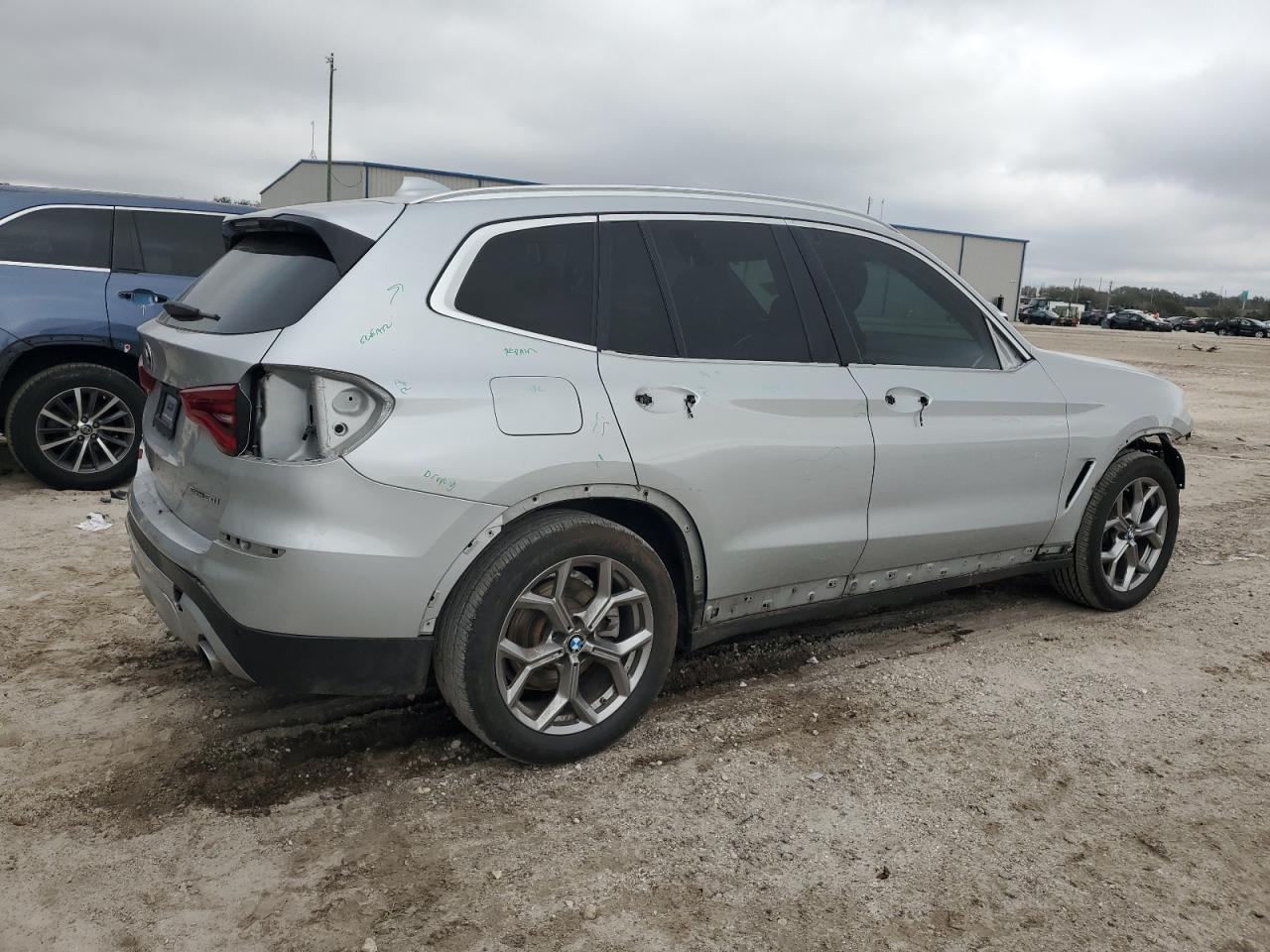 2021 BMW X3 - Image 3