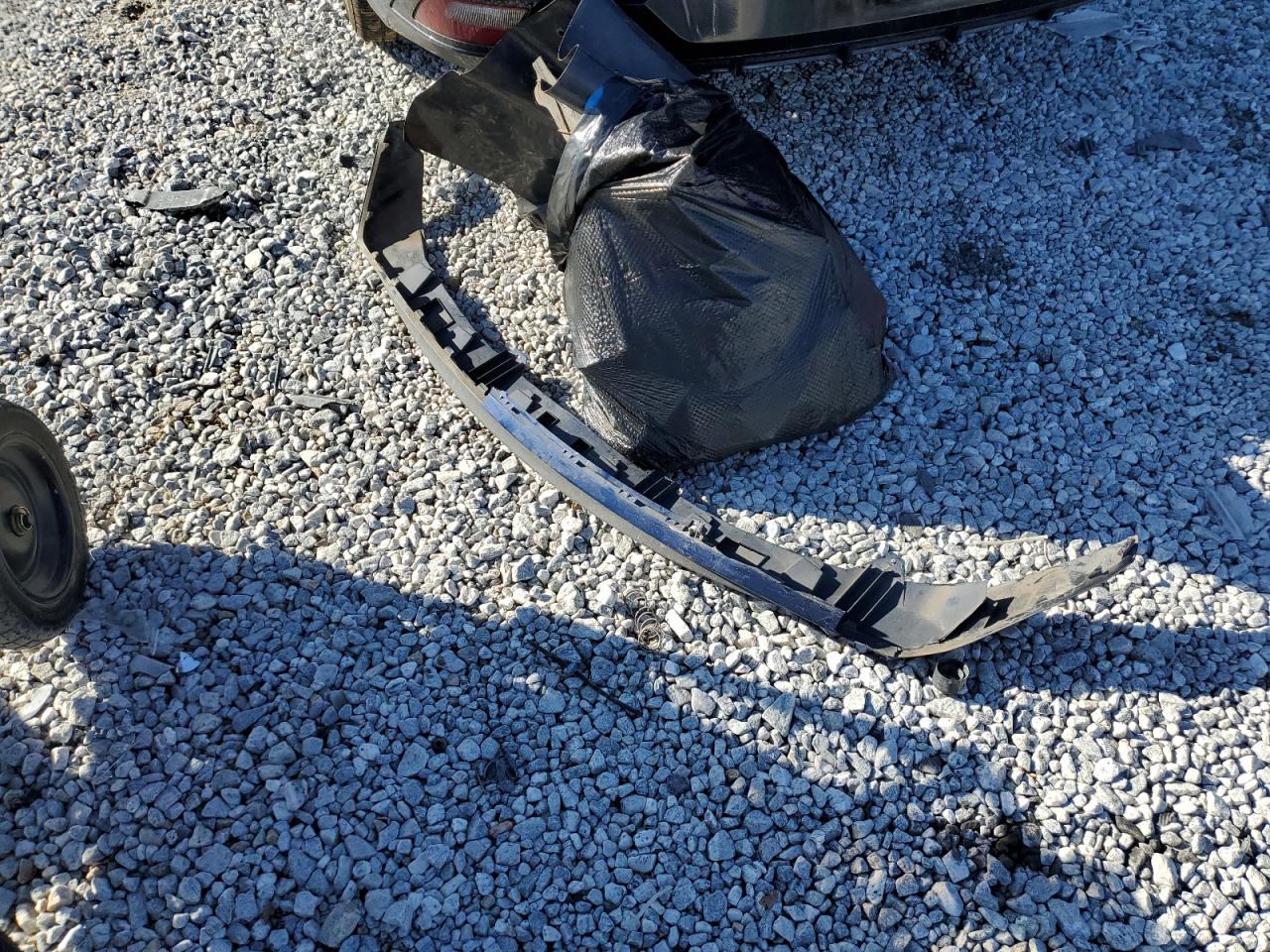 2020 Hyundai Elantra - Image 14