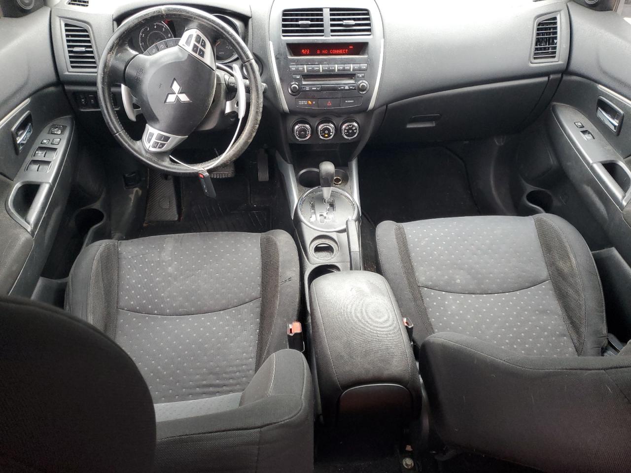 2012 Mitsubishi Outlander - Image 8