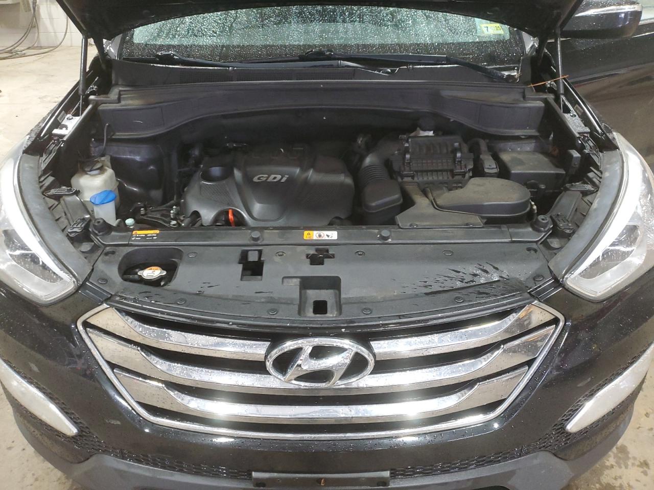 2014 Hyundai Santa Fe - Image 12