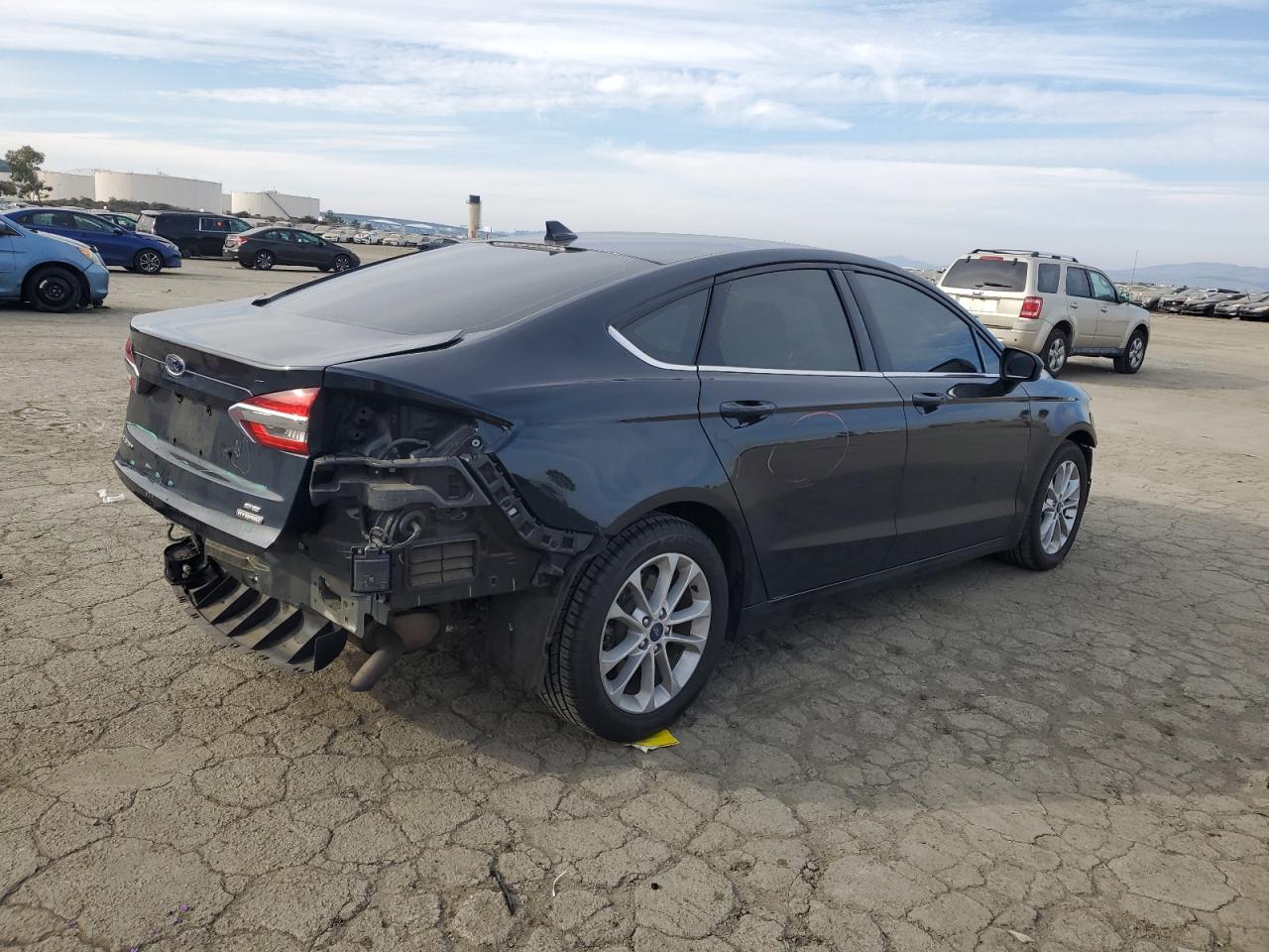 2020 Ford Fusion - Image 3