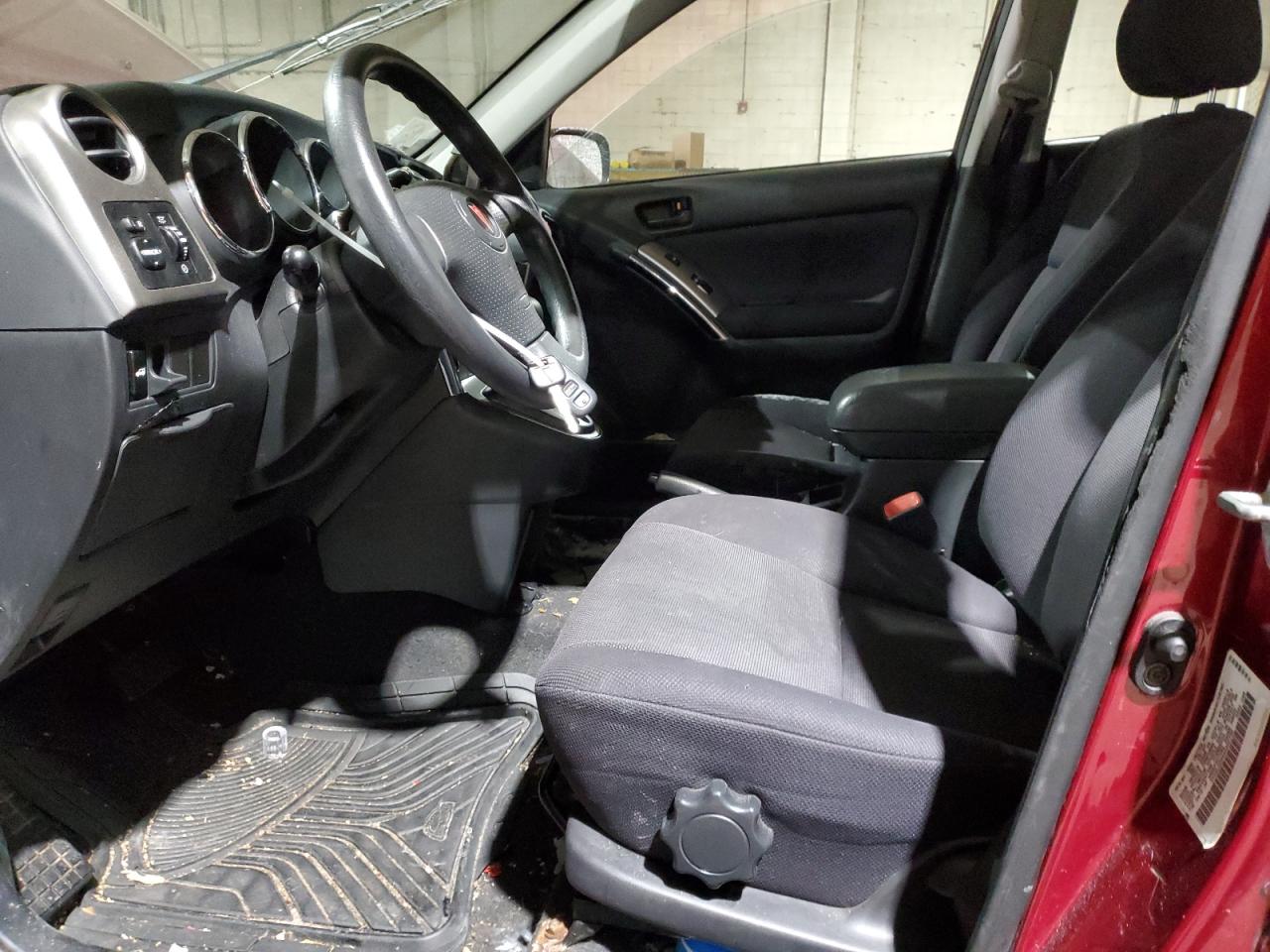 2004 Pontiac Vibe - Image 7