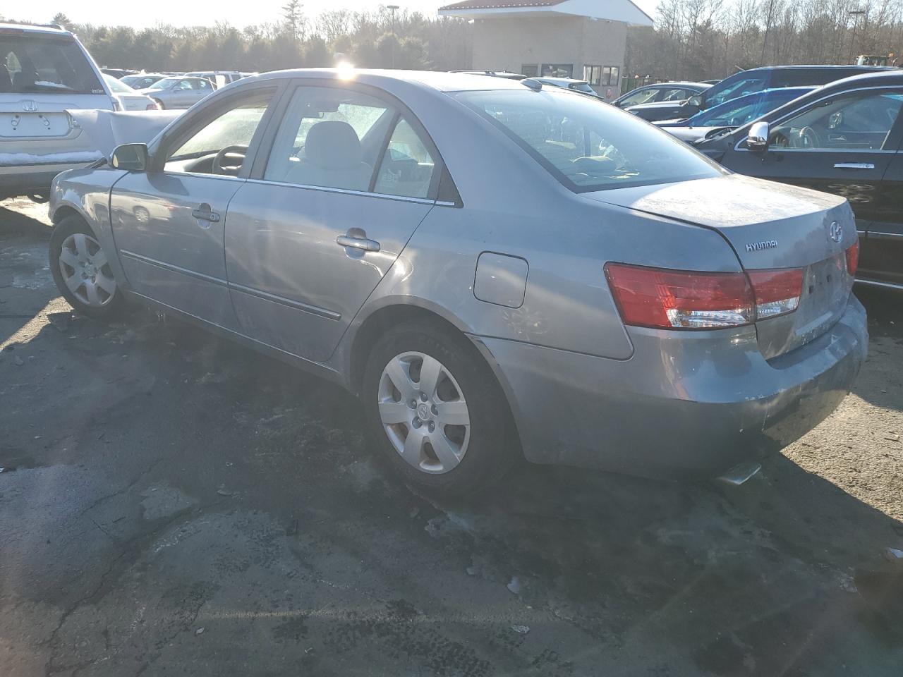 2008 Hyundai Sonata - Image 2