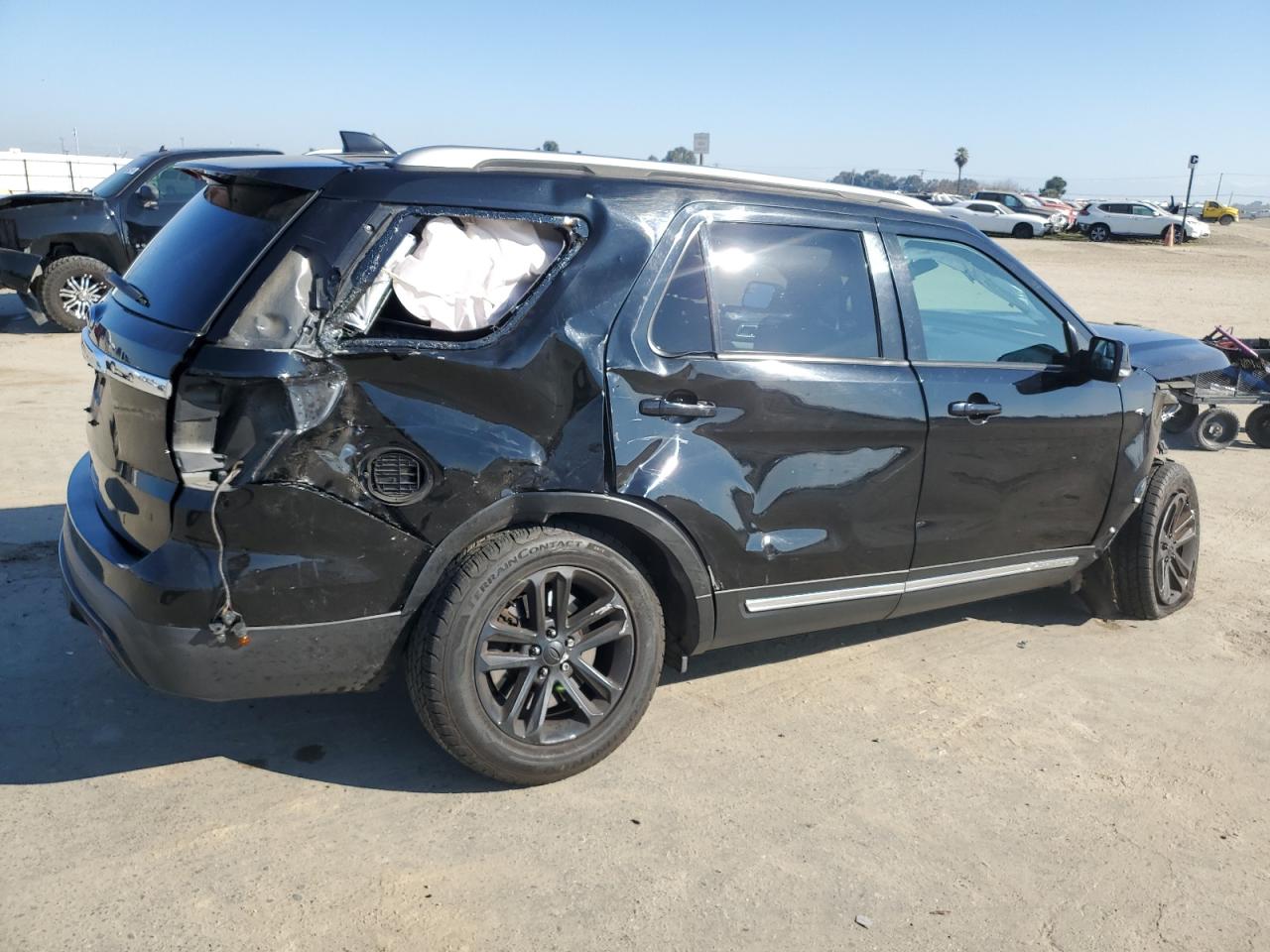 2017 Ford Explorer - Image 3