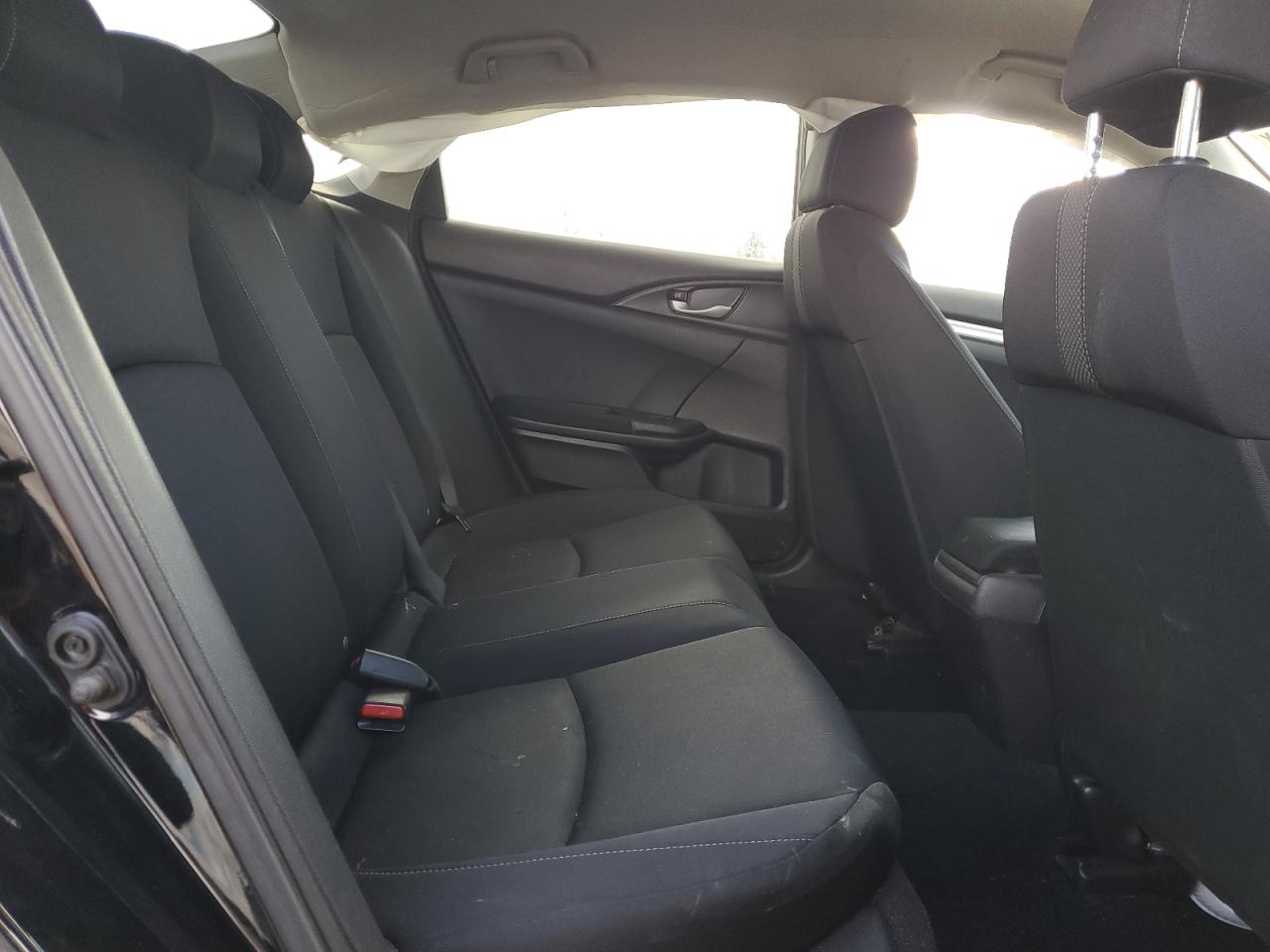 2019 Honda Civic - Image 11