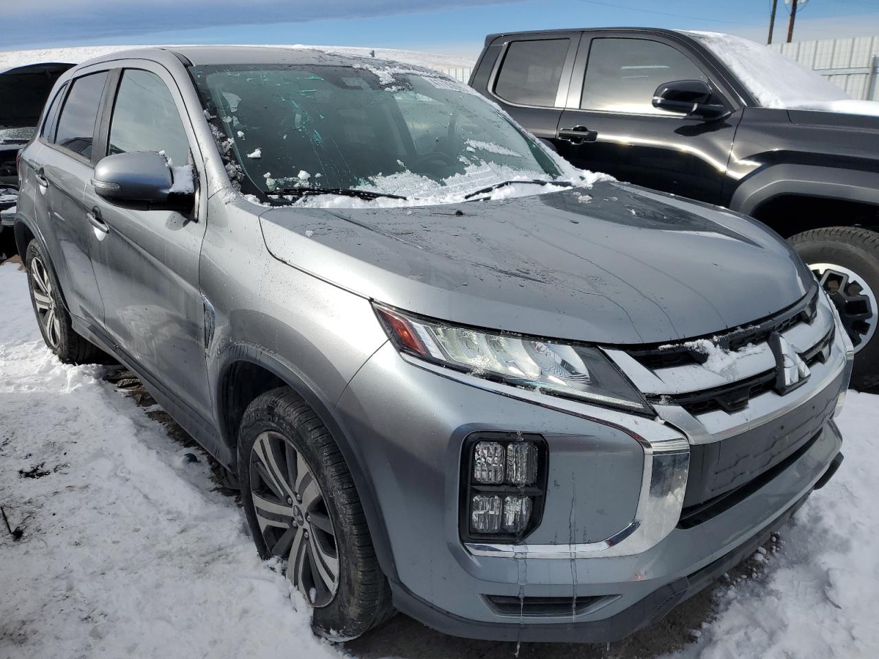 2020 Mitsubishi Outlander - Image 4