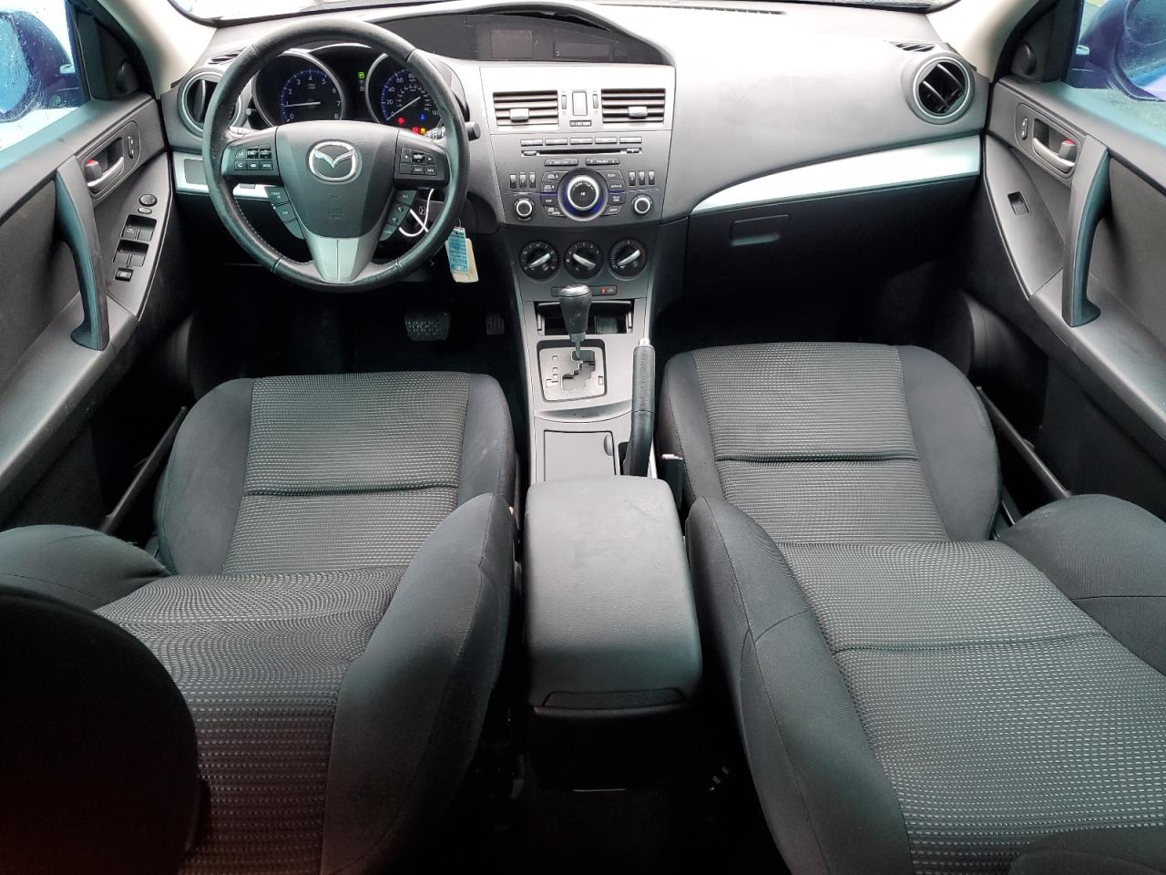 2012 Mazda 3 - Image 8