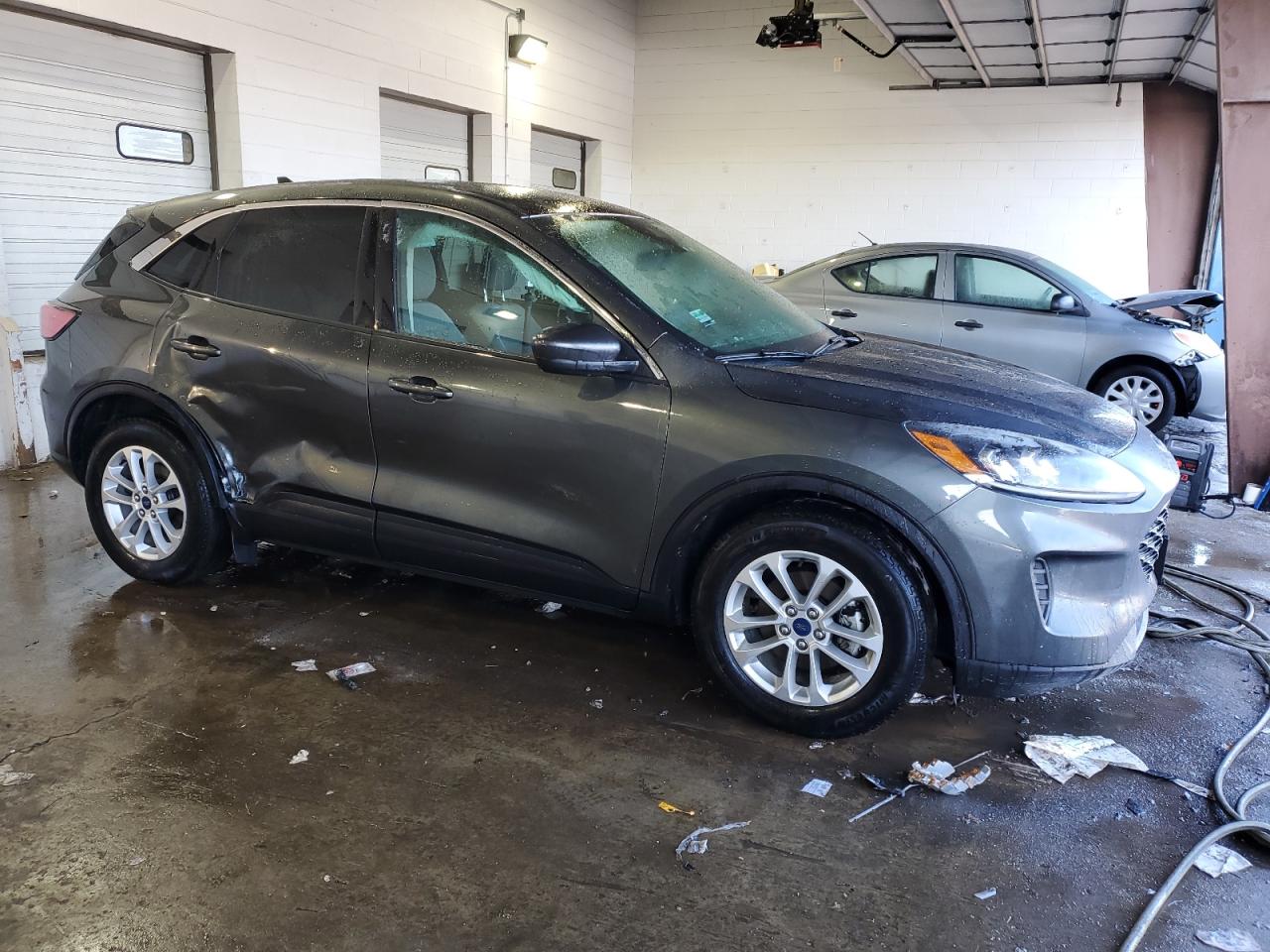2020 Ford Escape - Image 4