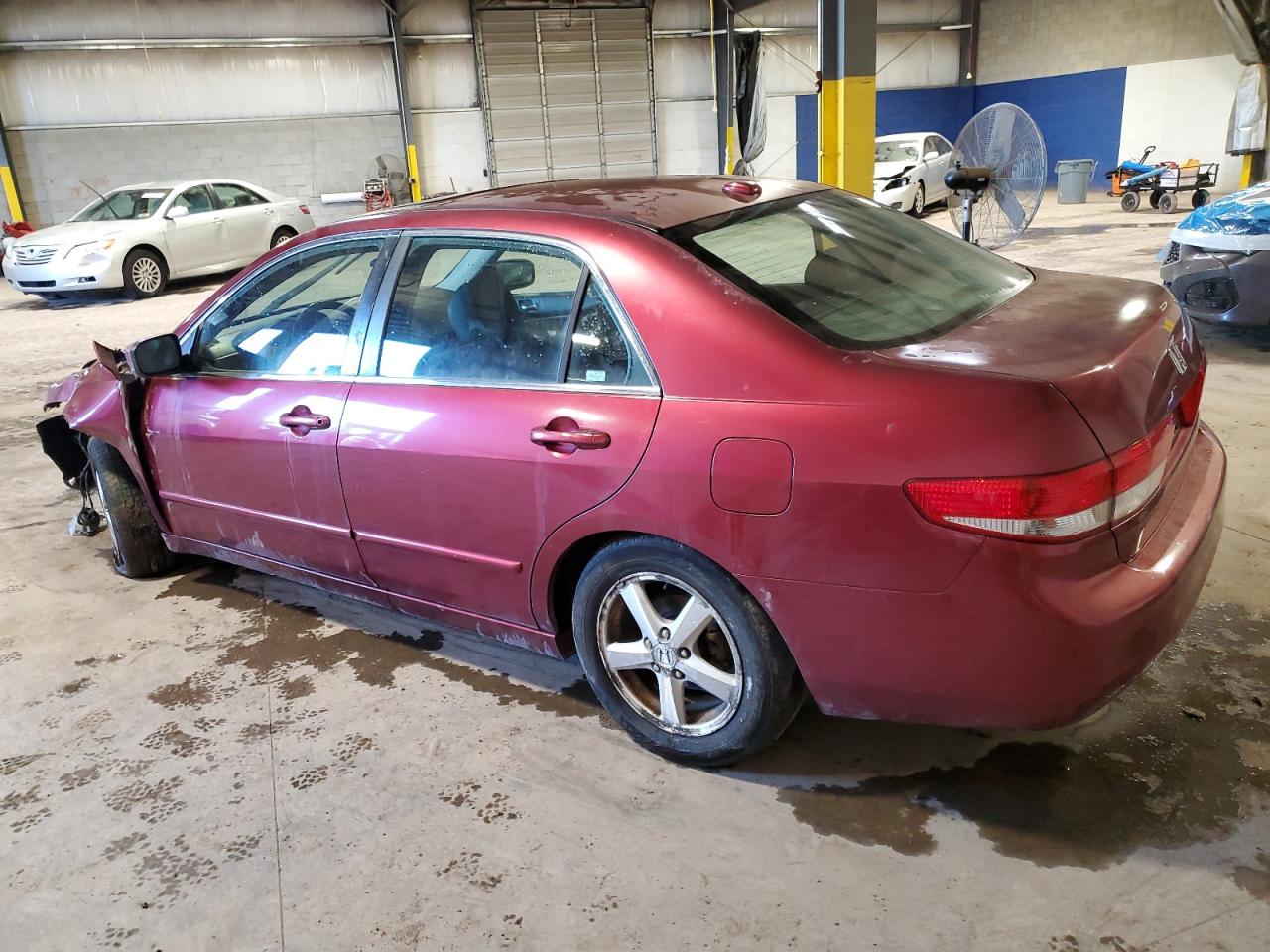 2004 Honda Accord - Image 2