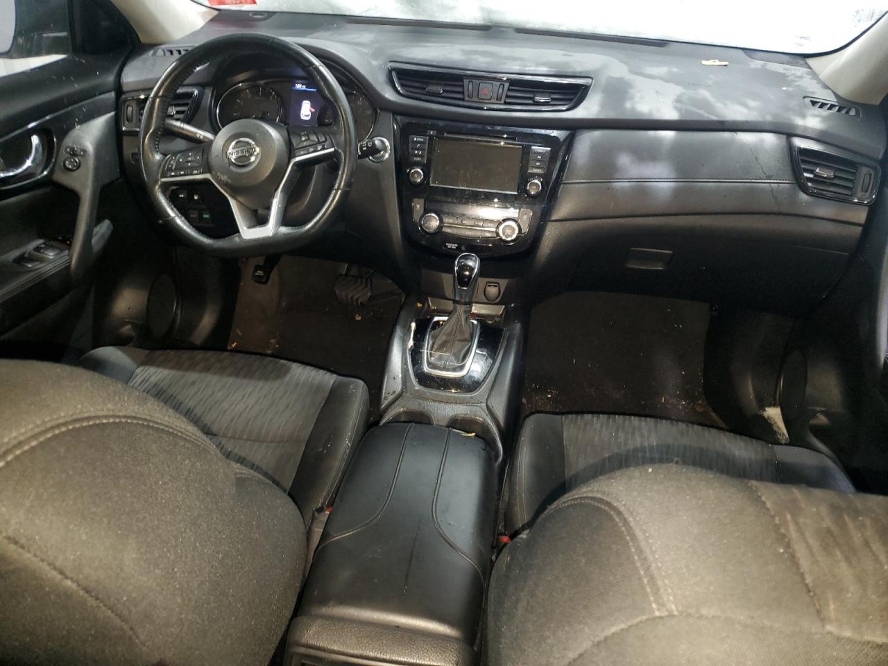 2018 Nissan Rogue - Image 8