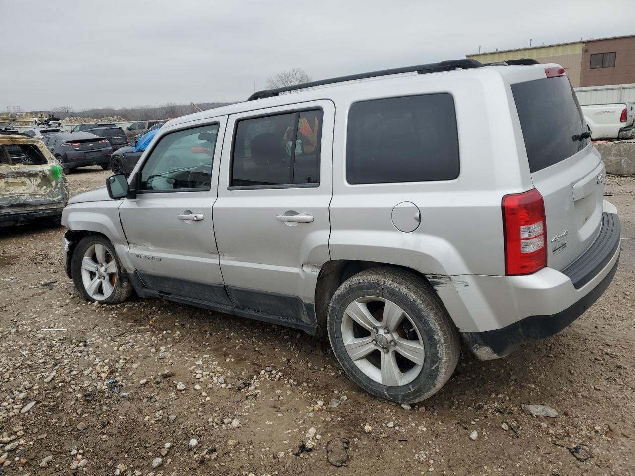 2011 Jeep Liberty (Patriot) - Image 2