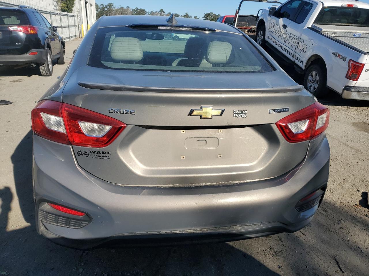 2017 Chevrolet Cruze - Image 6