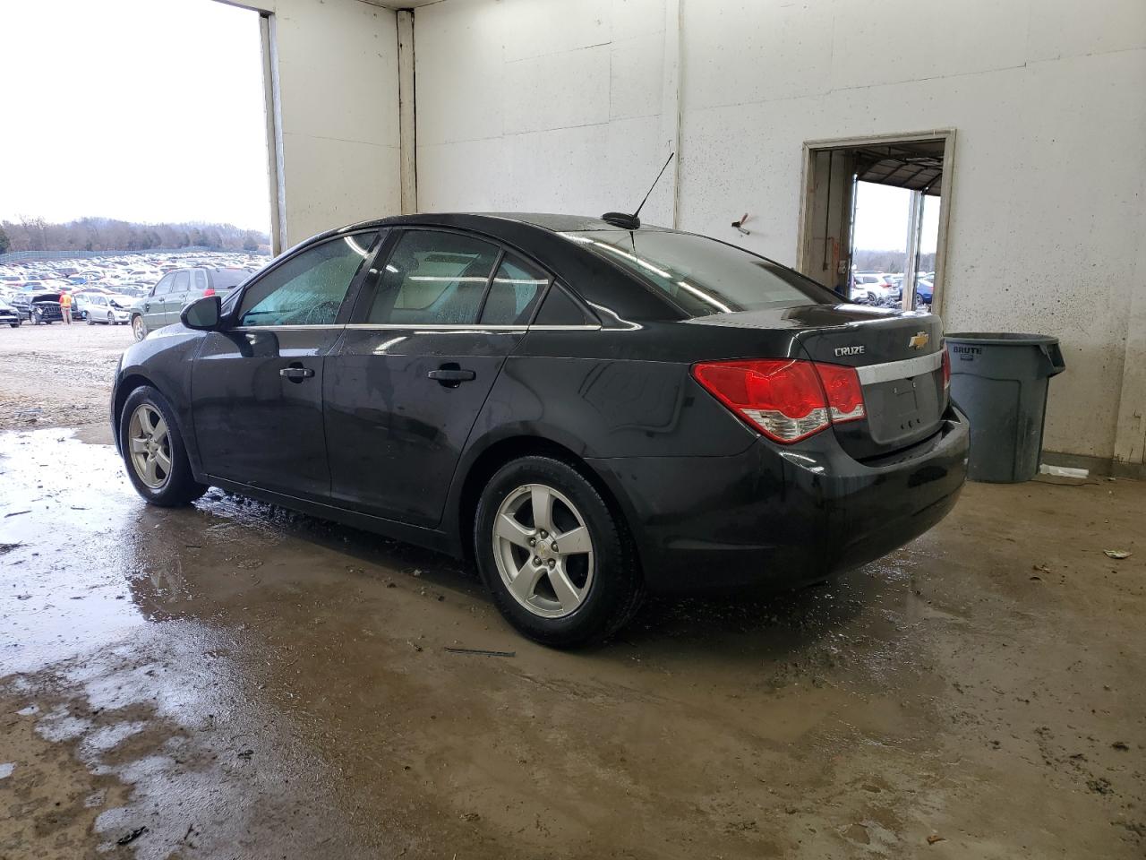 2016 Chevrolet Cruze - Image 2