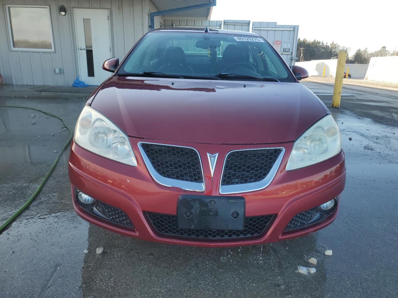 2010 Pontiac G6 - Image 5