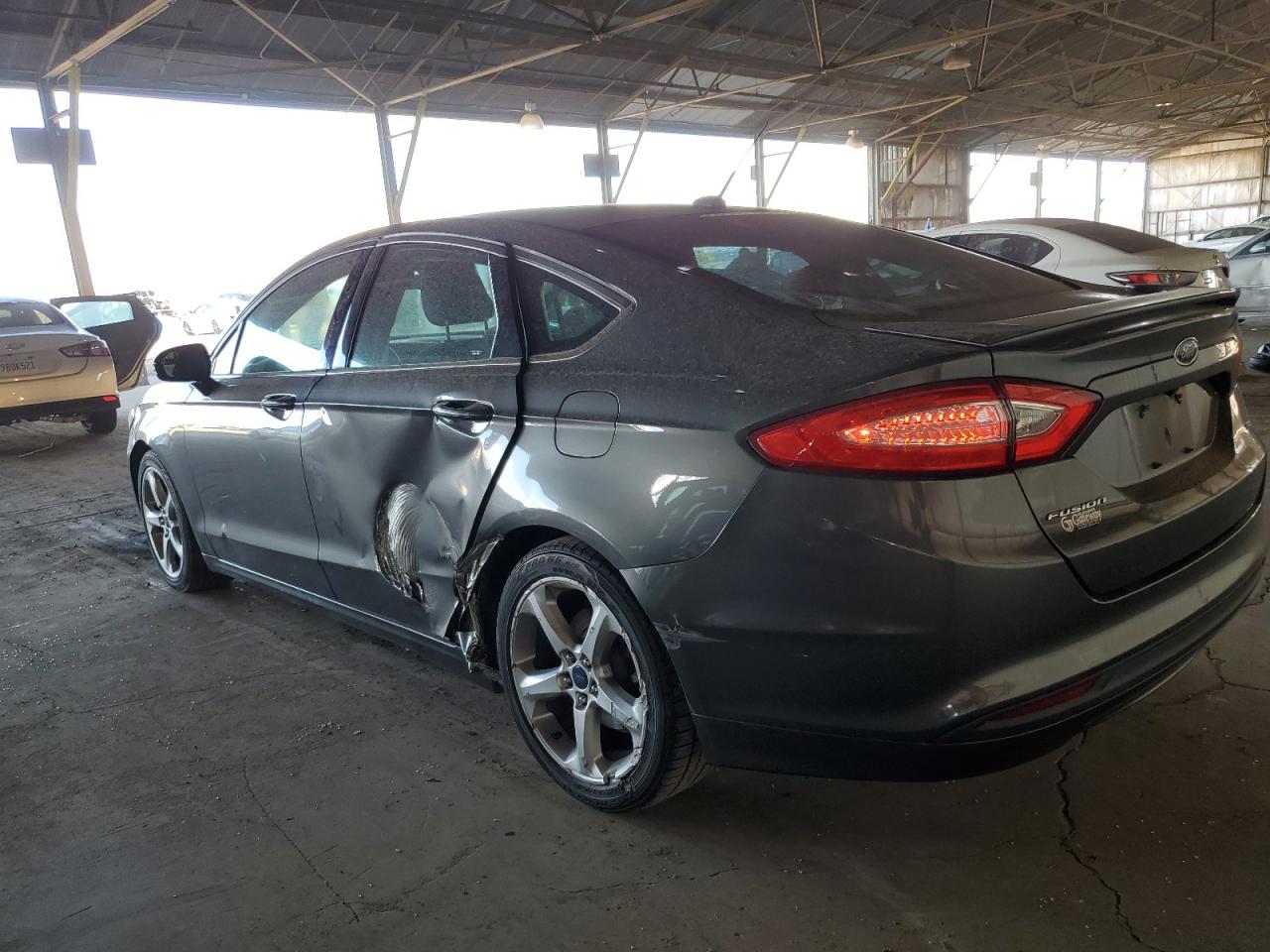 2016 Ford Fusion - Image 2