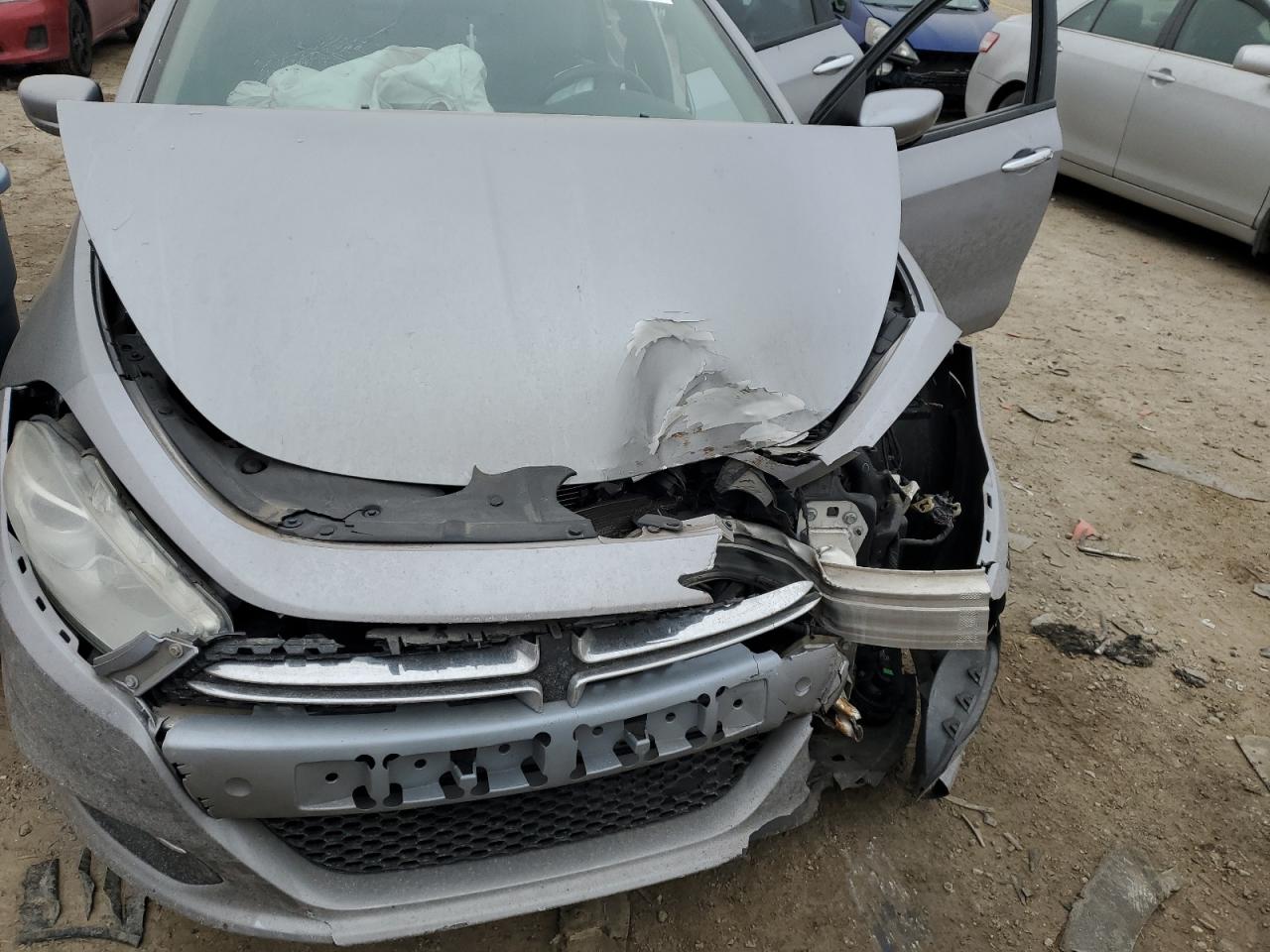 2015 Dodge Dart - Image 11