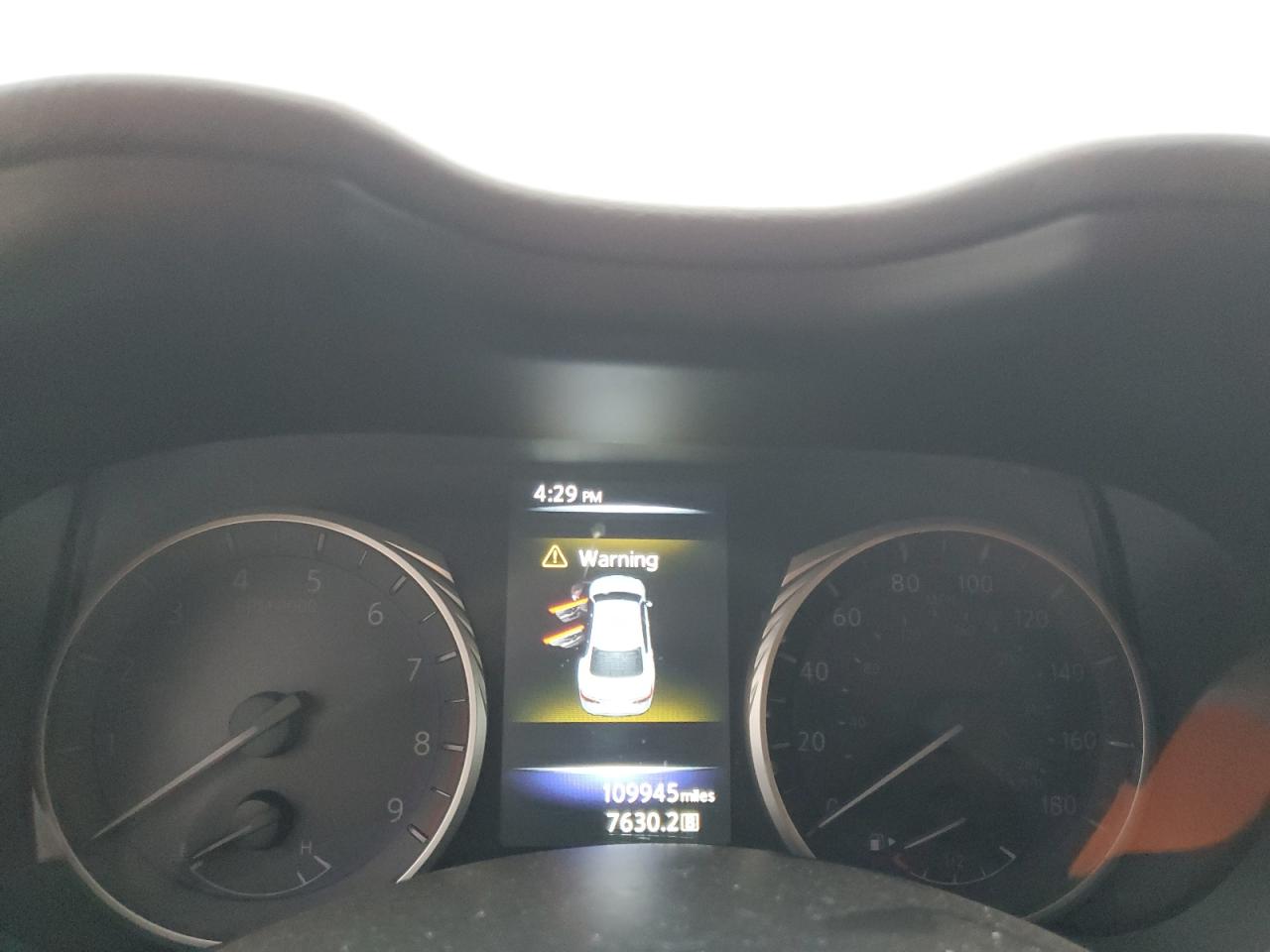 2015 Infiniti Q50 - Image 9