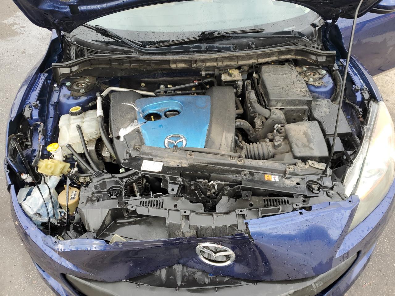 2012 Mazda 3 - Image 11