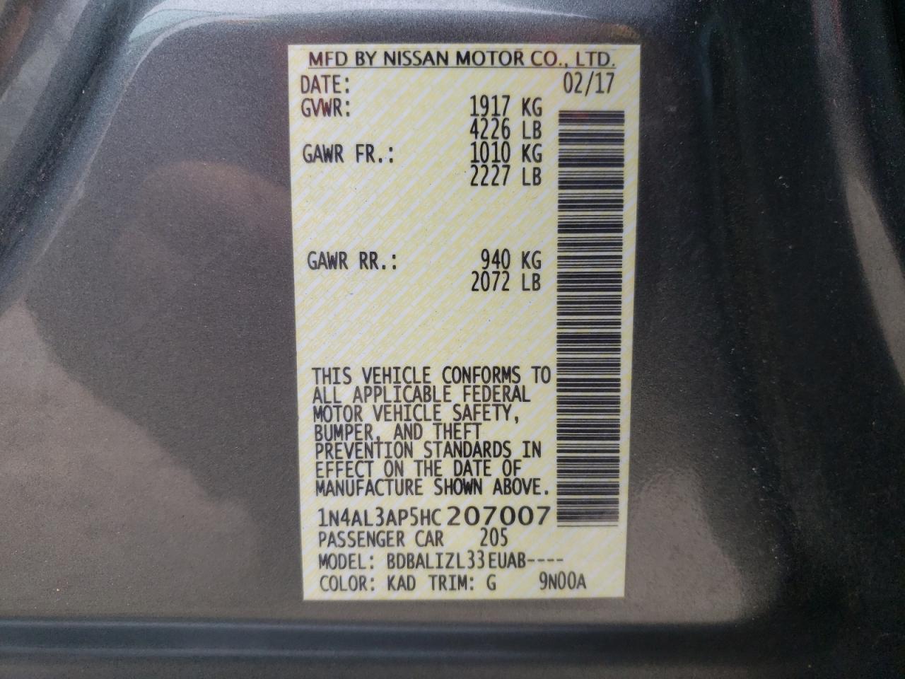 2017 Nissan Altima - Image 13